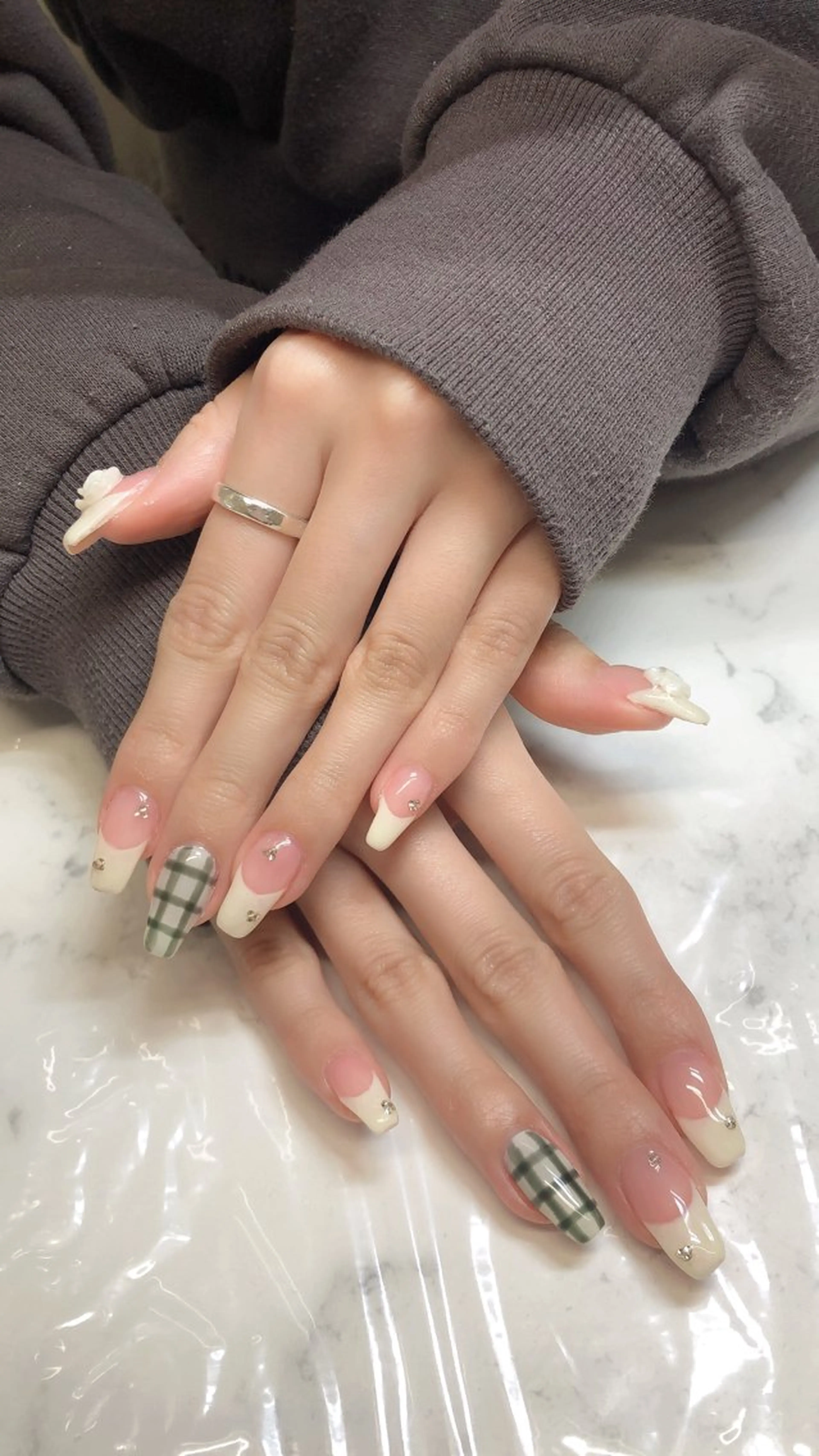 ネイル 💎Guarendo💎錦糸町店所属・✨アン ミユ✨のネイルデザイン