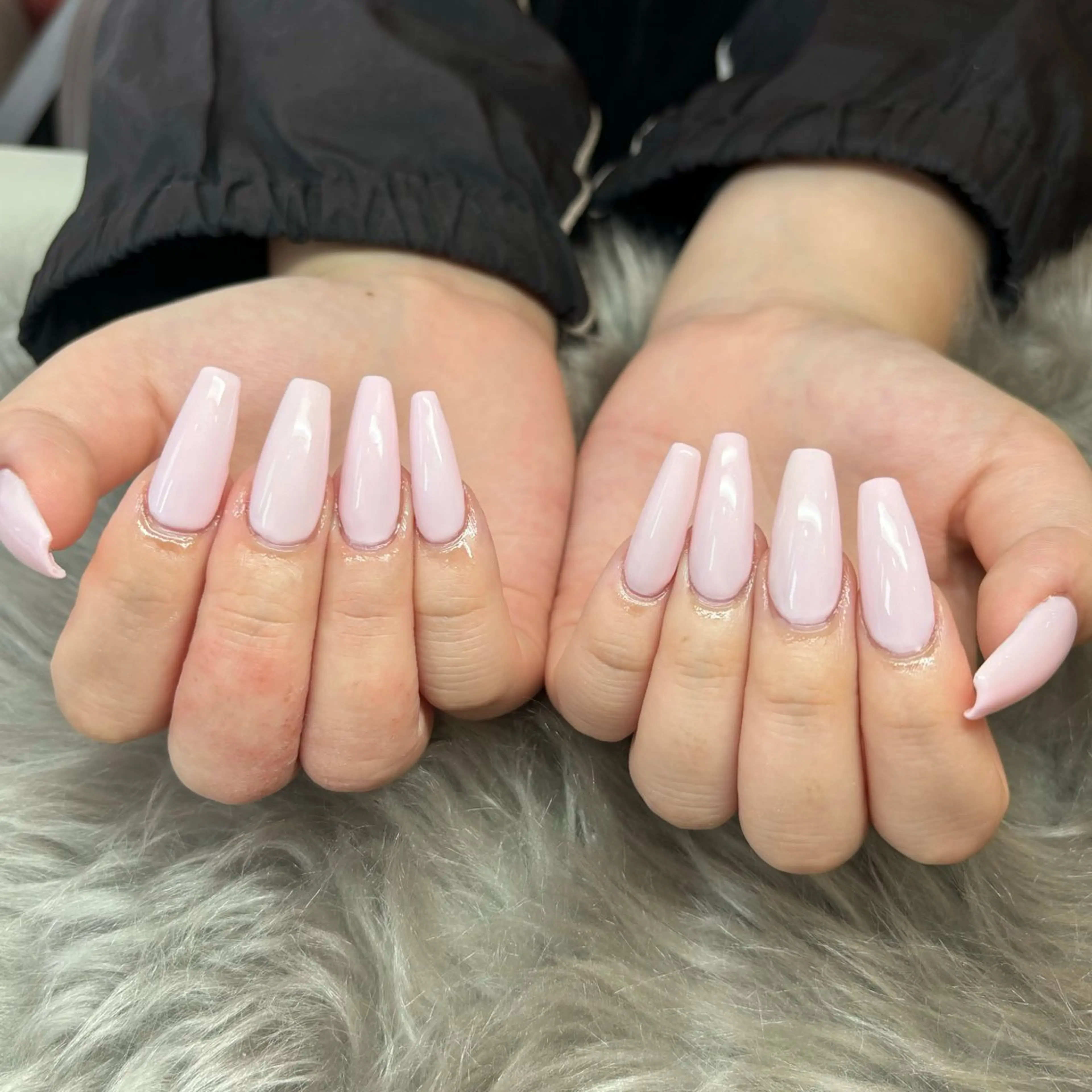 ネイル ワンカラーネイル スカルプネイル cut&style CLOWN所属・Tobayama 🐈‍⬛໒꒱· ﾟのネイルデザイン