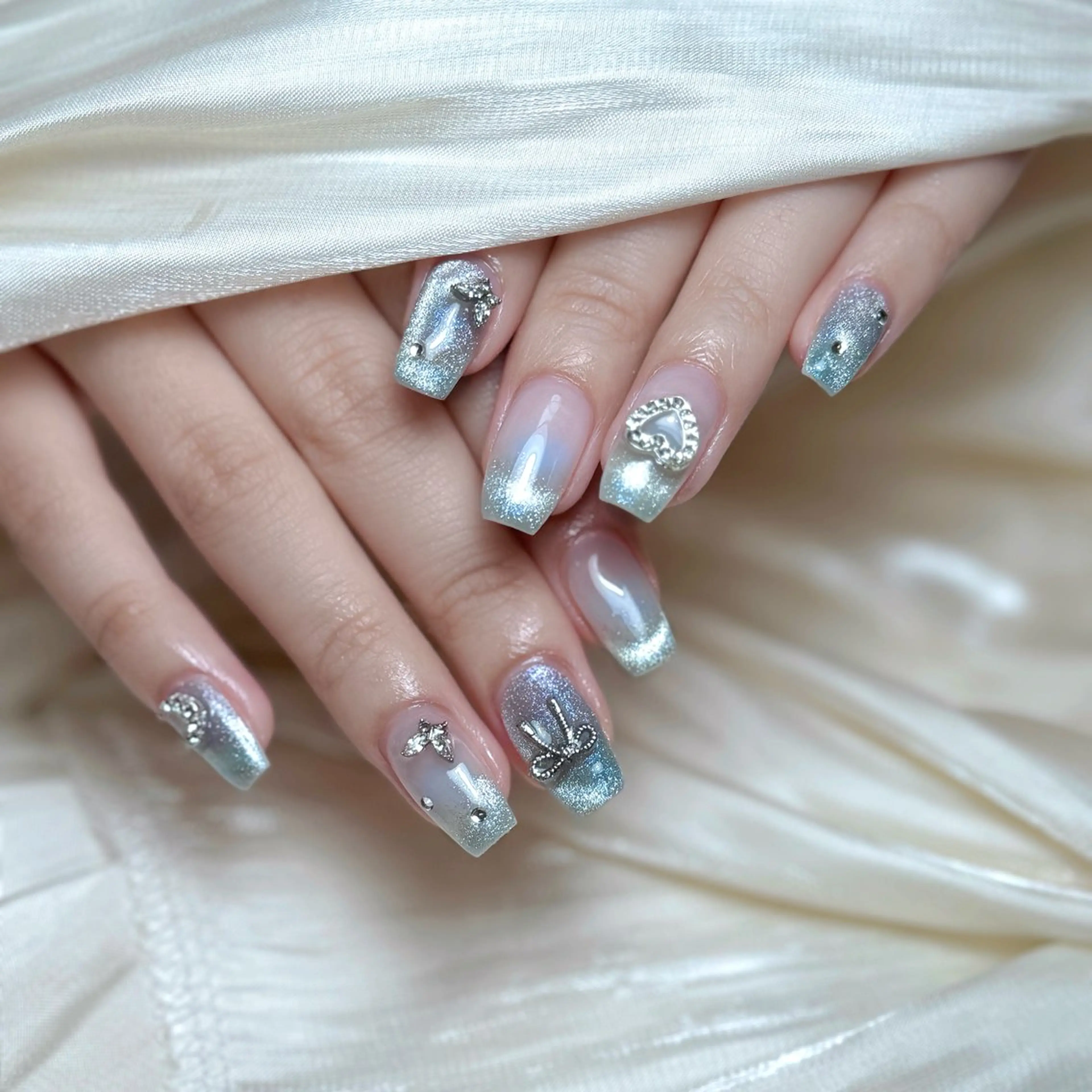 ネイル Maggie Nail🦩のネイルデザイン