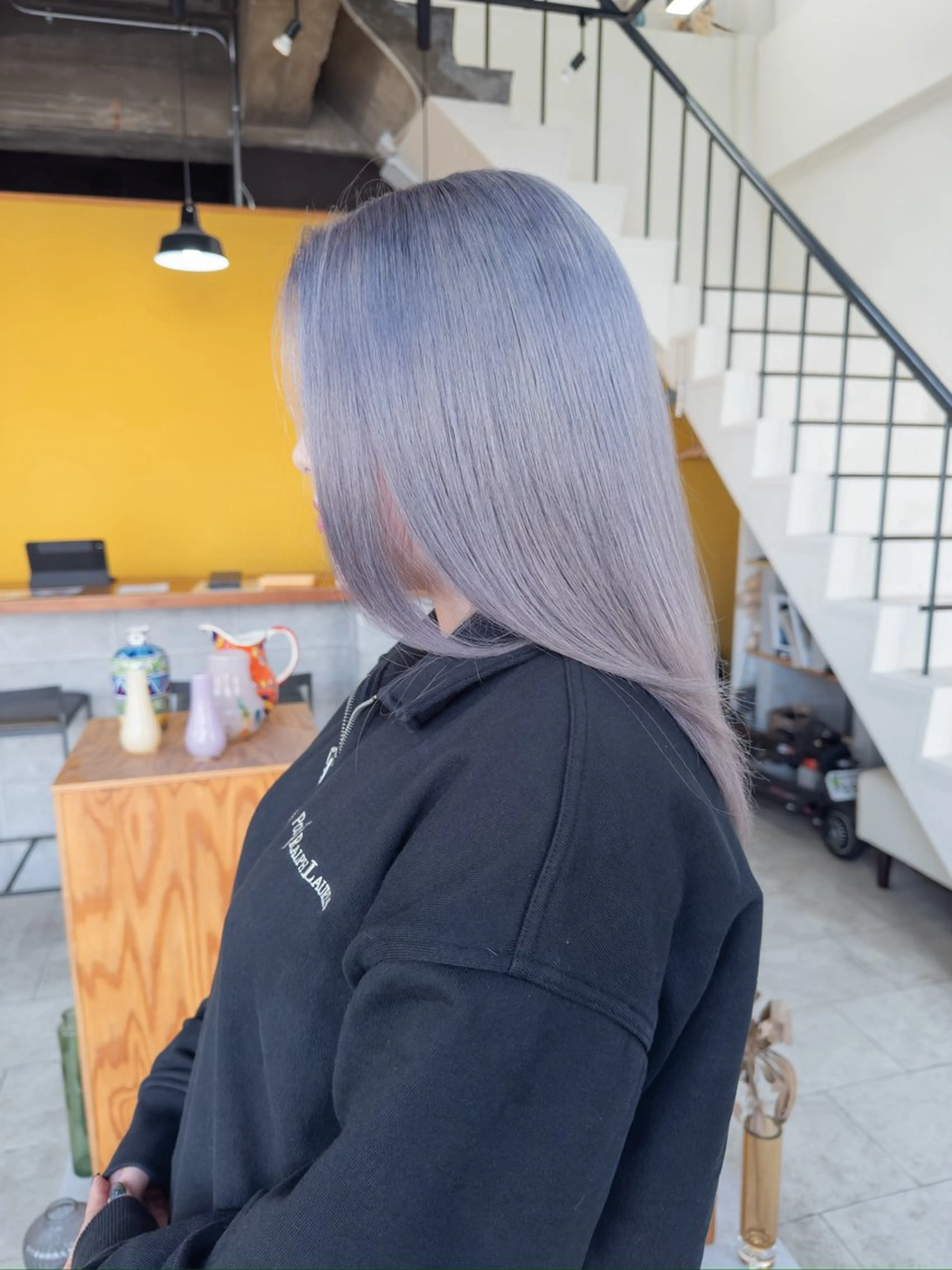 ロング カラー ラベンダーカラー シルバー ヘアカラー noa.所属・🎨カラー専門家🎨 チャーリーのヘアスタイル