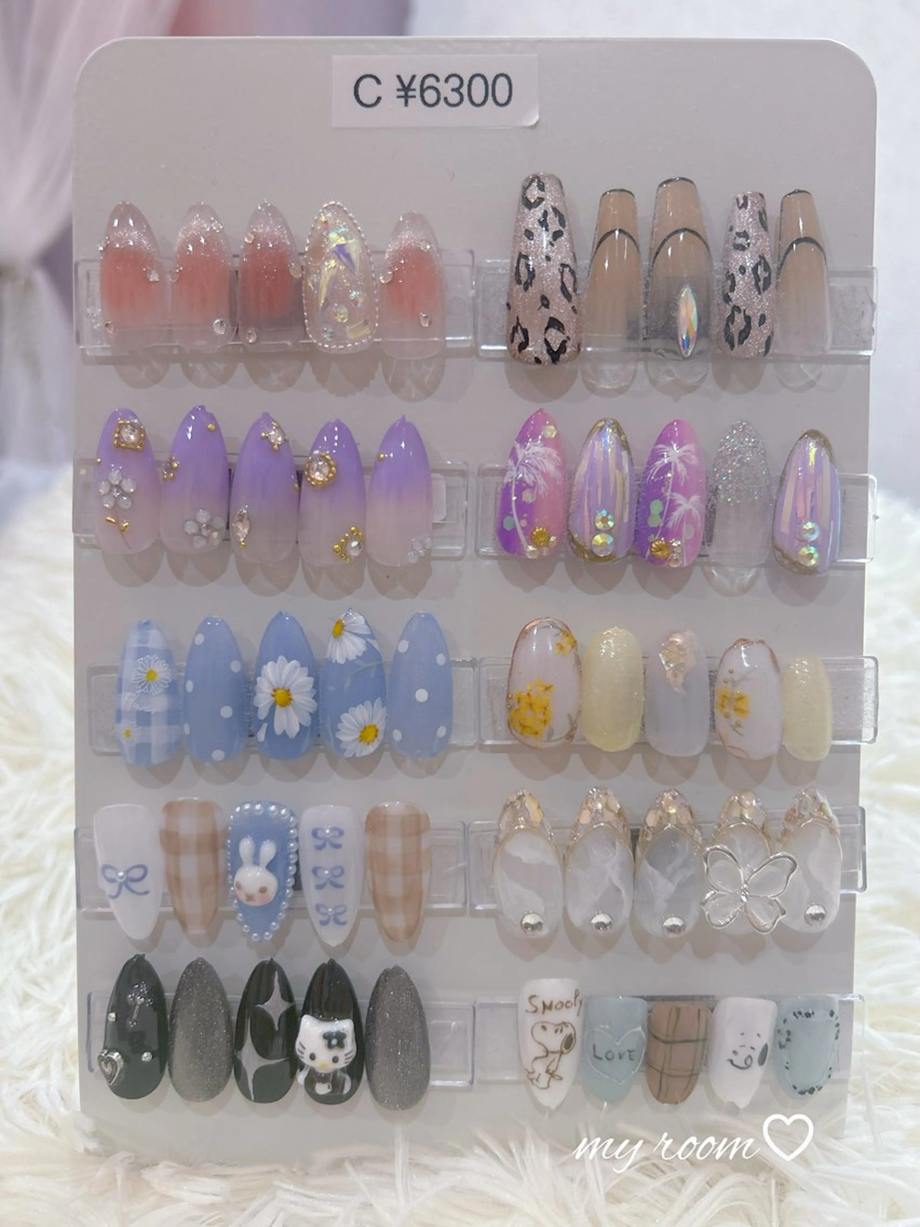 ネイル うるま市サロン Yuko Izawaのネイルデザイン