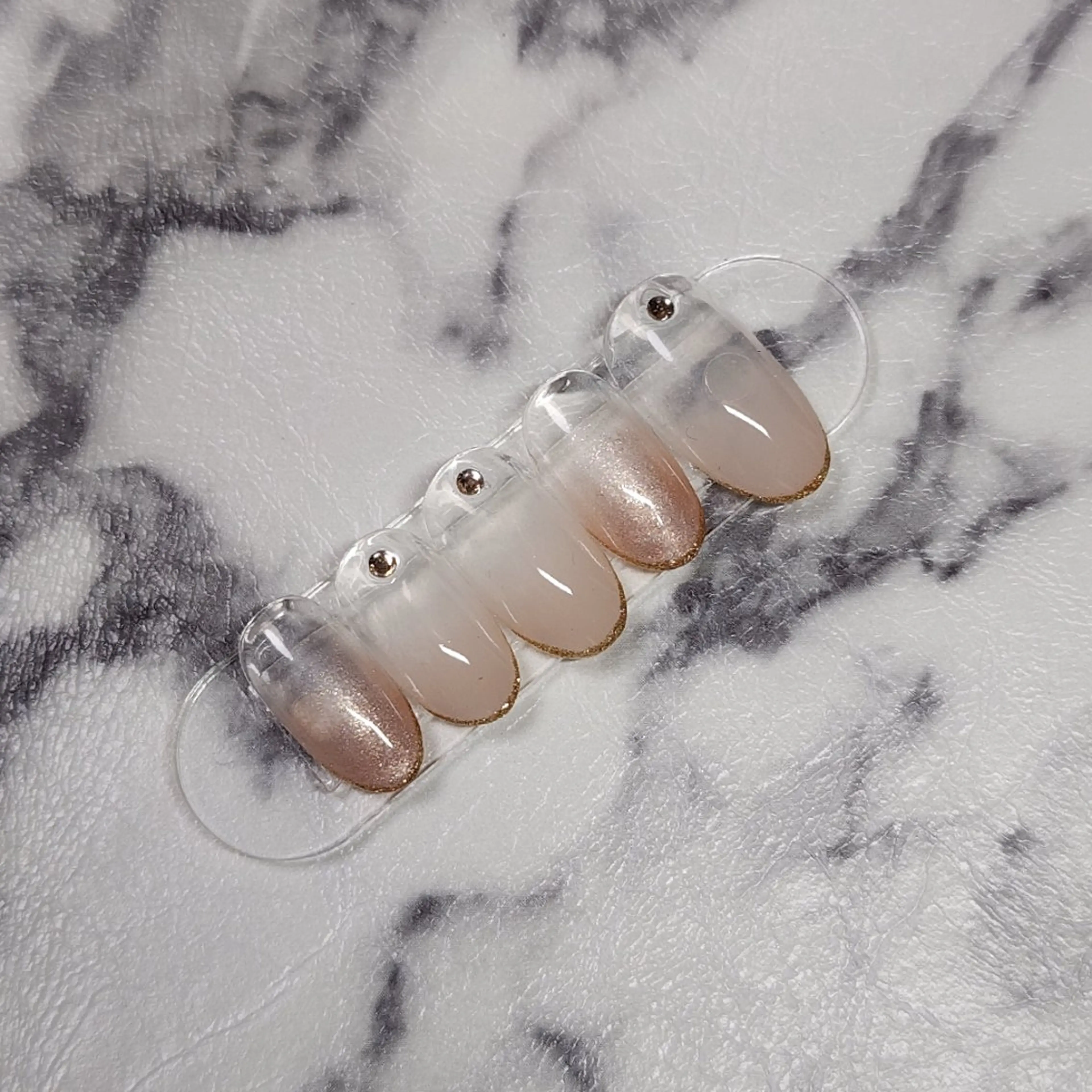 ネイル ハンドネイル NailSalon&HandmadeShop♾️Eight♾️所属・NailSalon ♾️Eight♾️のネイルデザイン