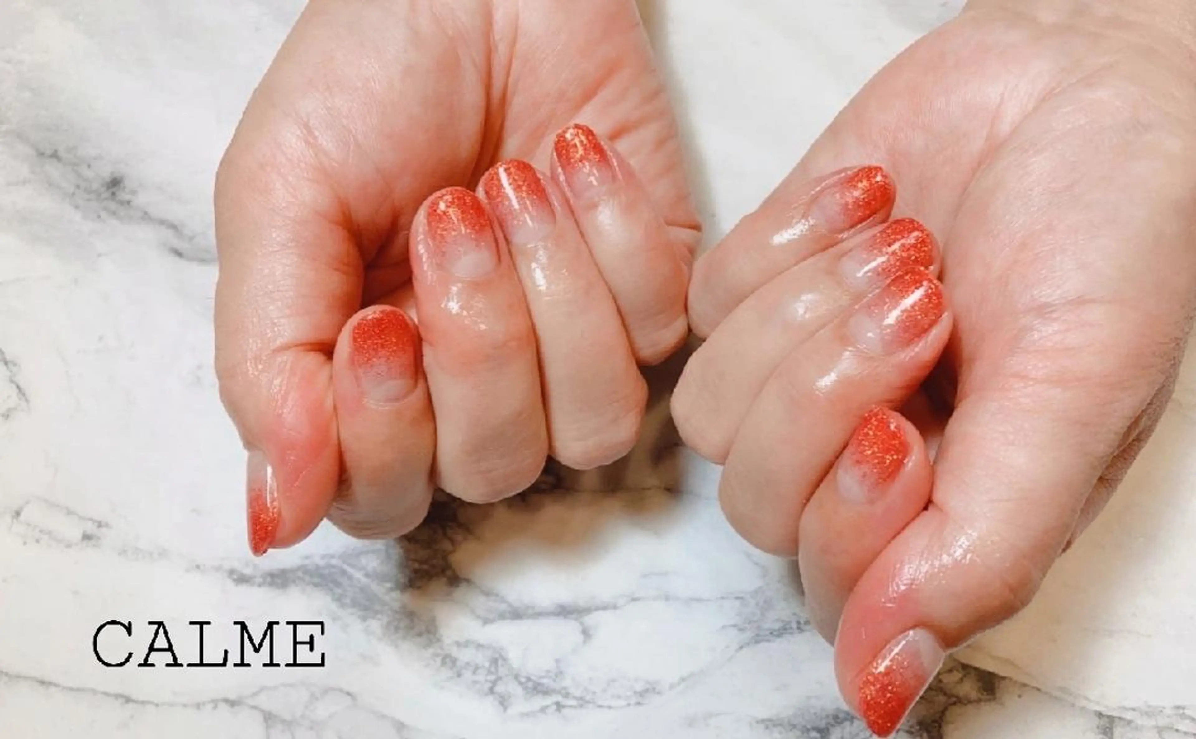 ネイル ラメ(グリッター) ラメグラデーション ハンドネイル CALME ♡のネイルデザイン