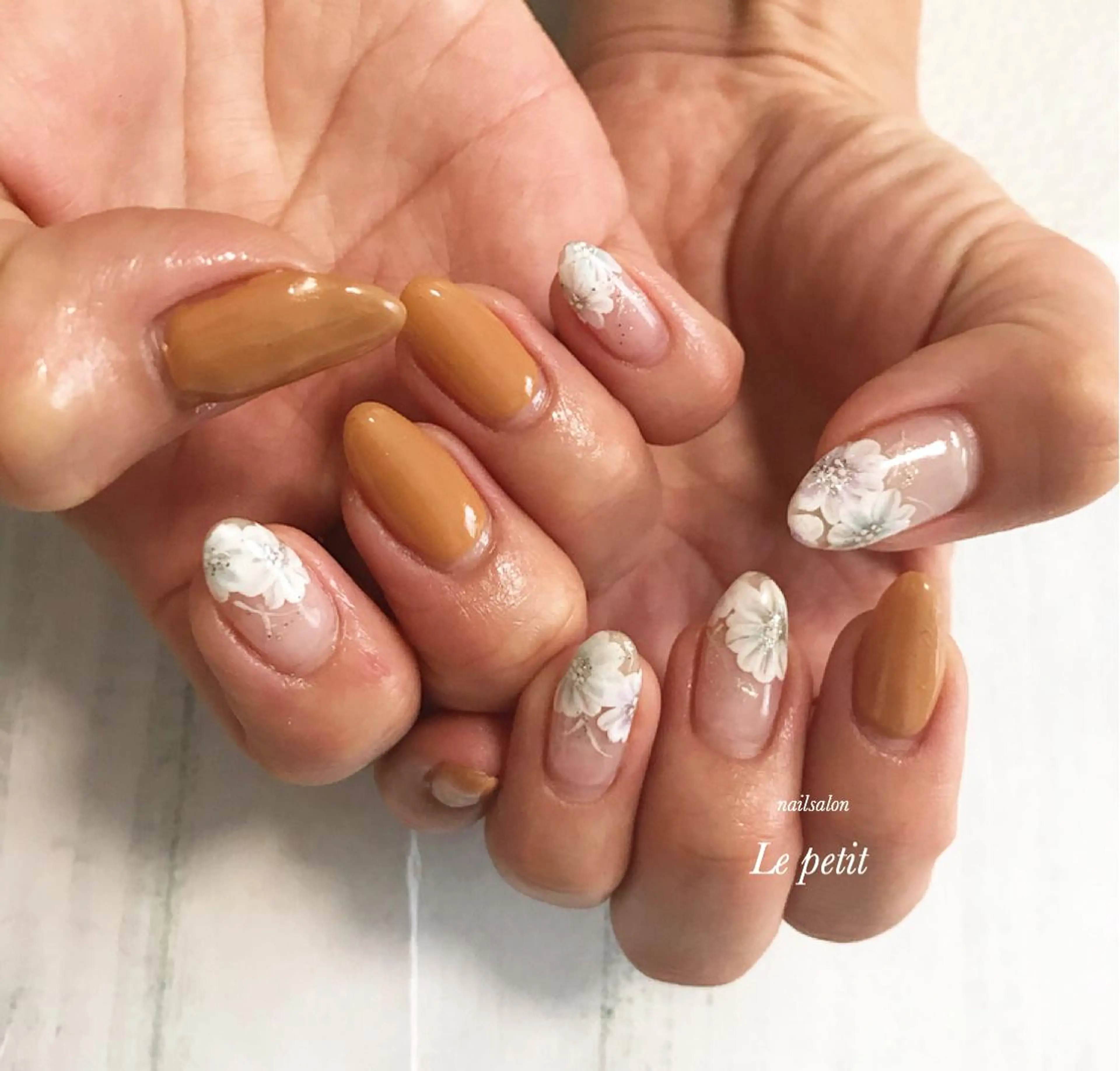 ネイル 石野 広佳のネイルデザイン