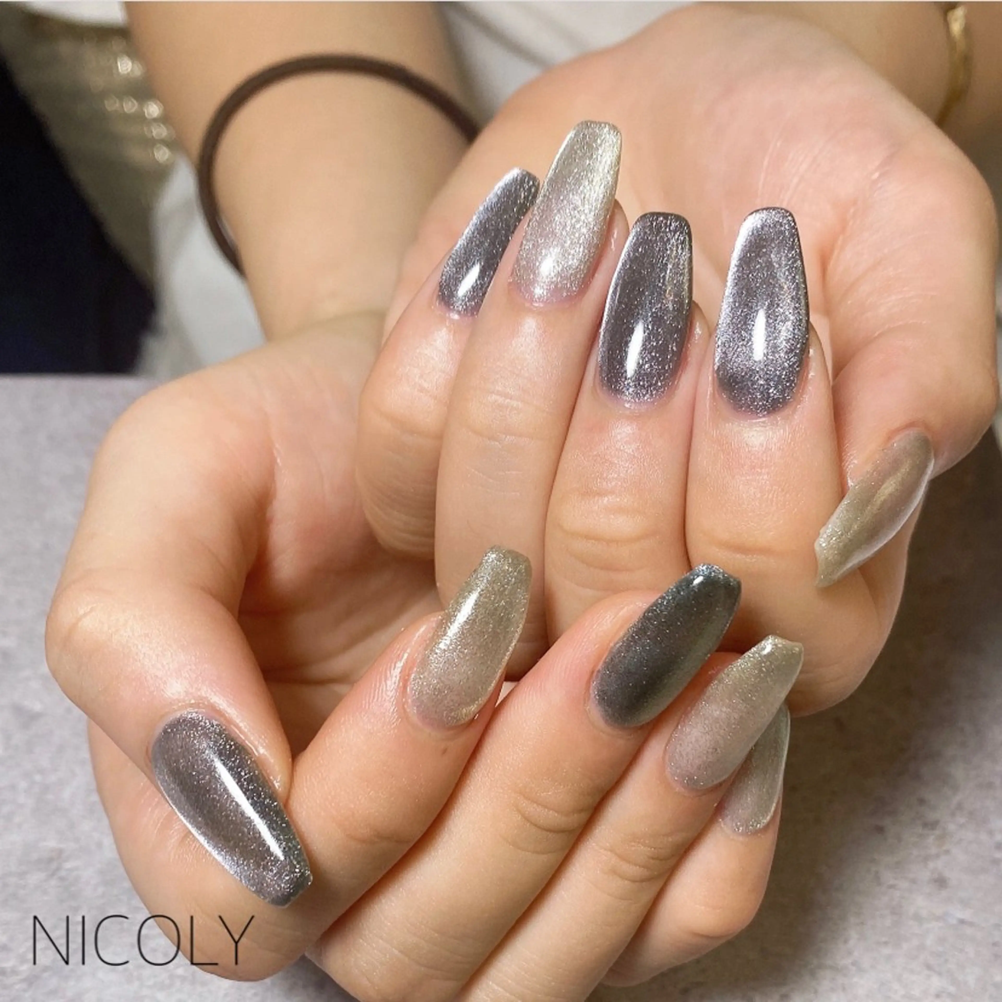 ネイル マグネットネイル シルバー ハンドネイル nailist kobayashiのネイルデザイン