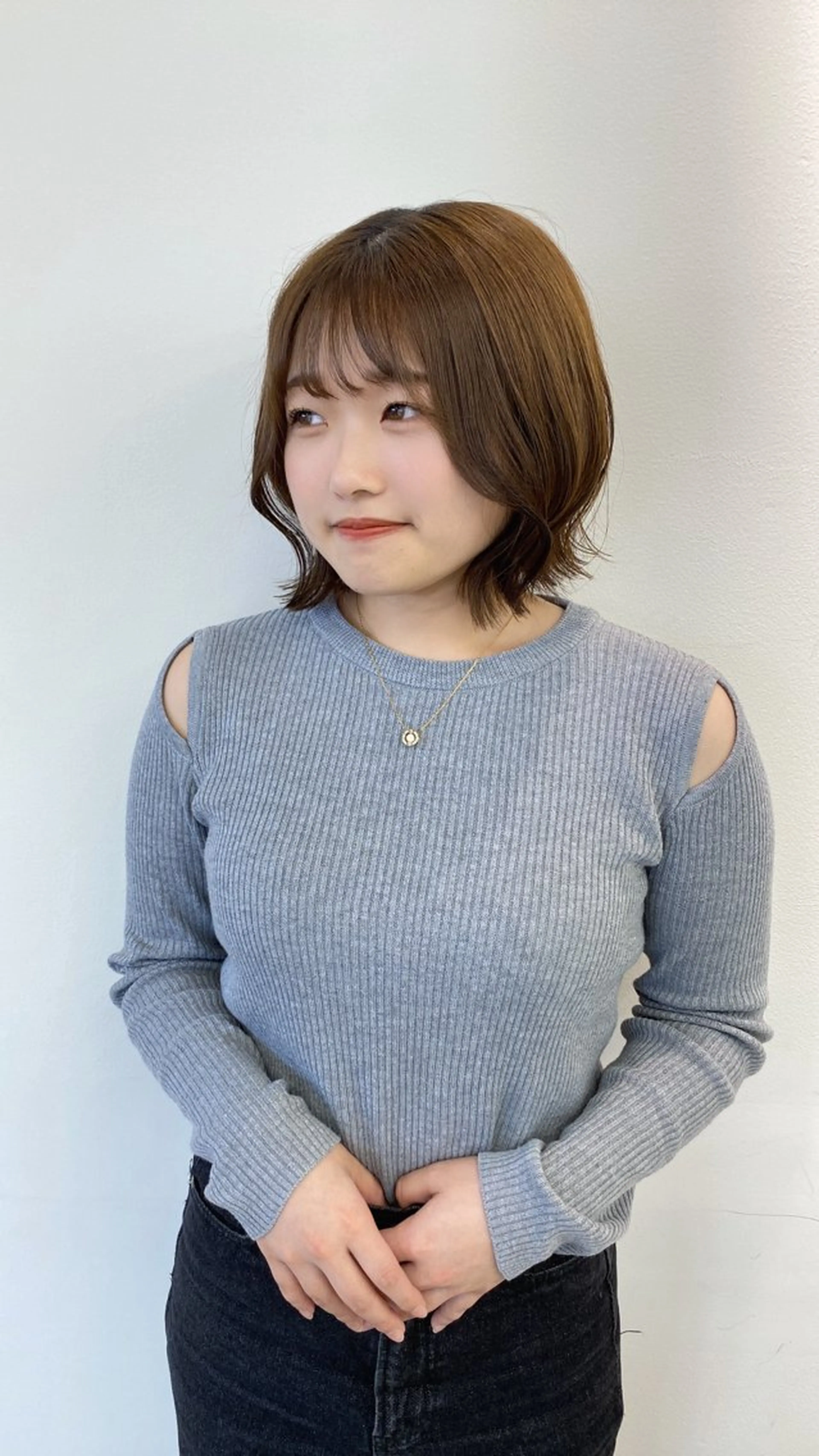 ショート akane/ 縮毛矯正/暖色のヘアスタイル