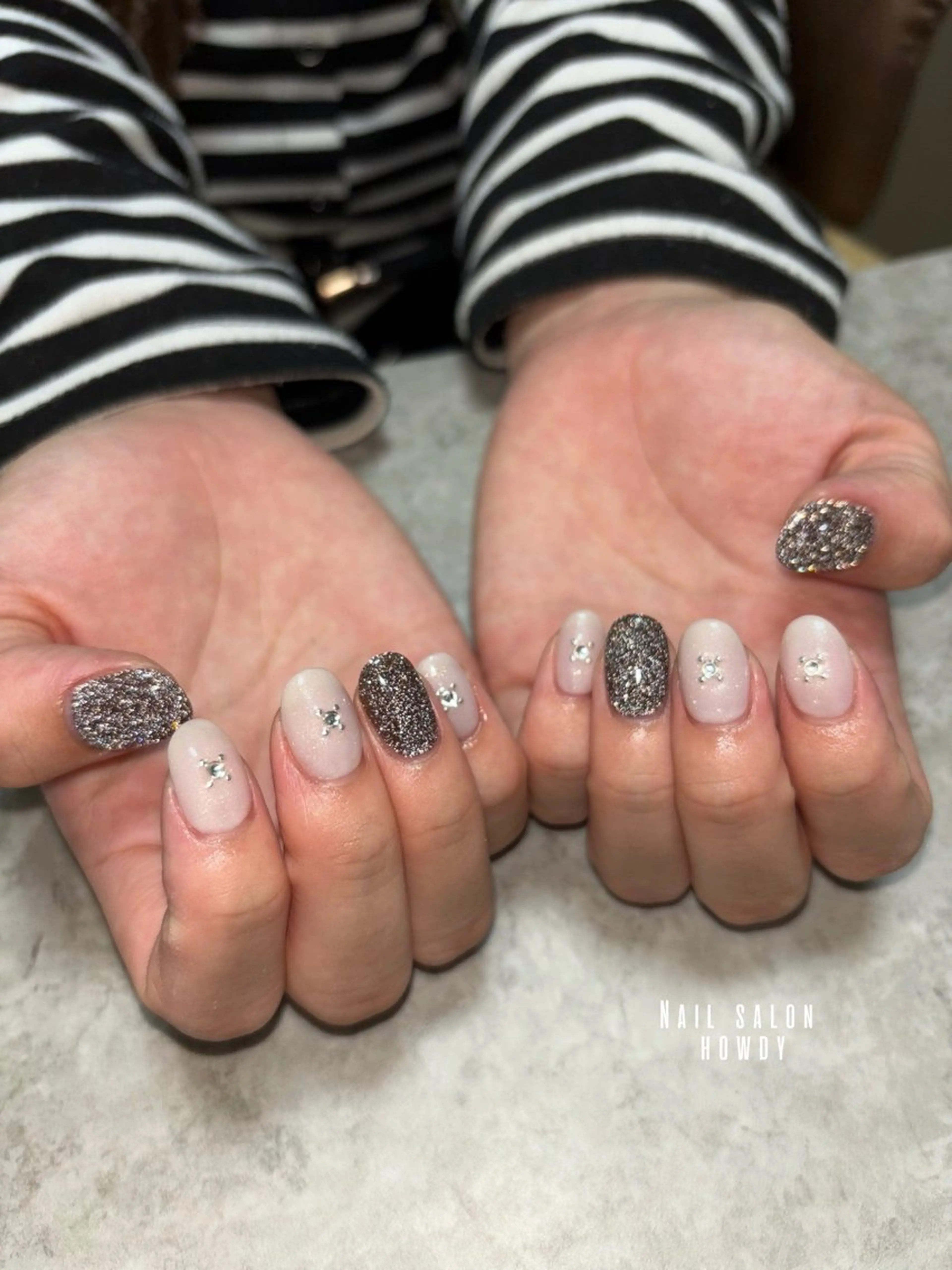ネイル フラッシュネイル ジェルネイル ハンドネイル nail salon Howdyのネイルデザイン