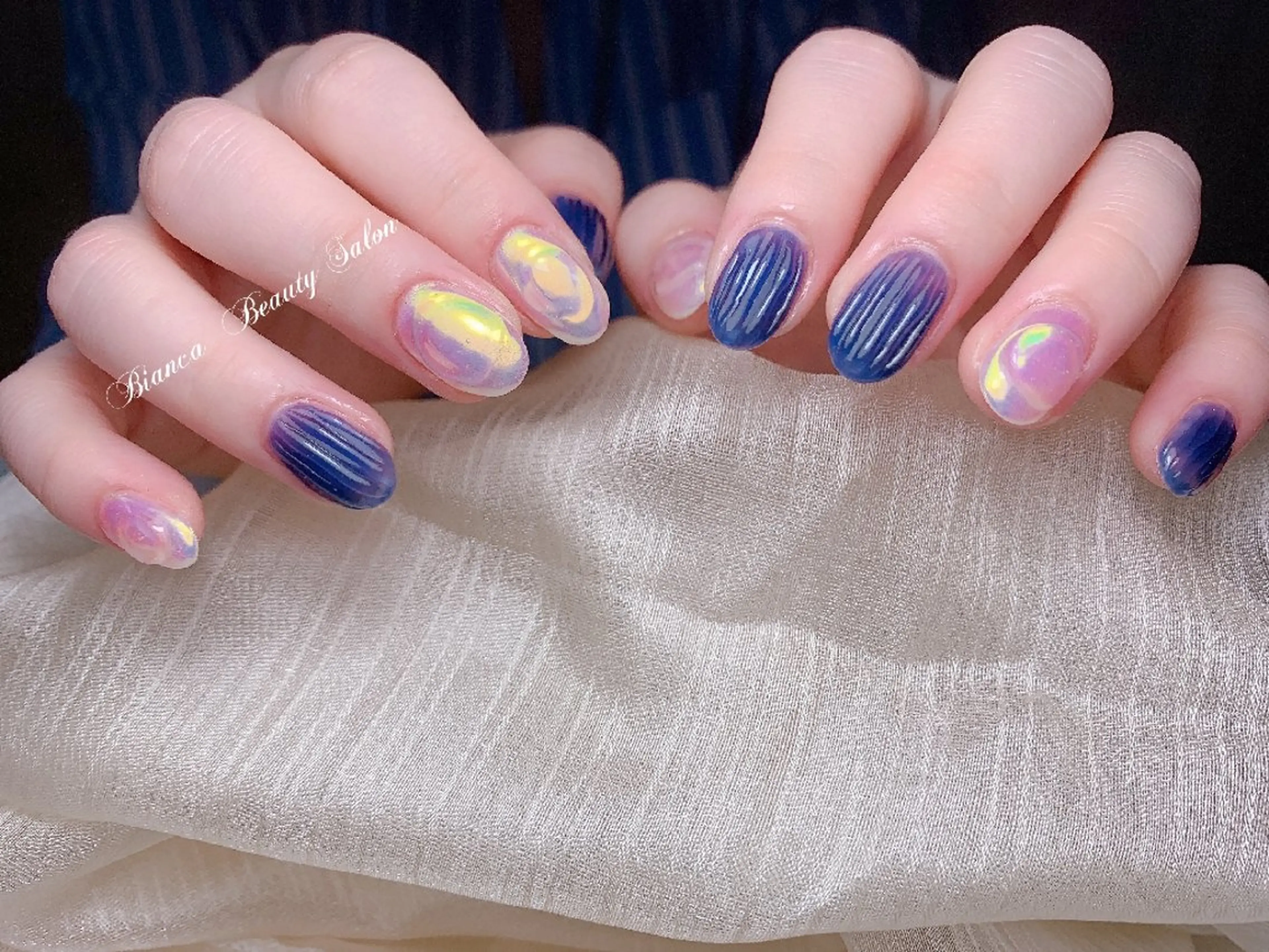 ネイル ニュアンスネイル Bianca 大山のネイルデザイン