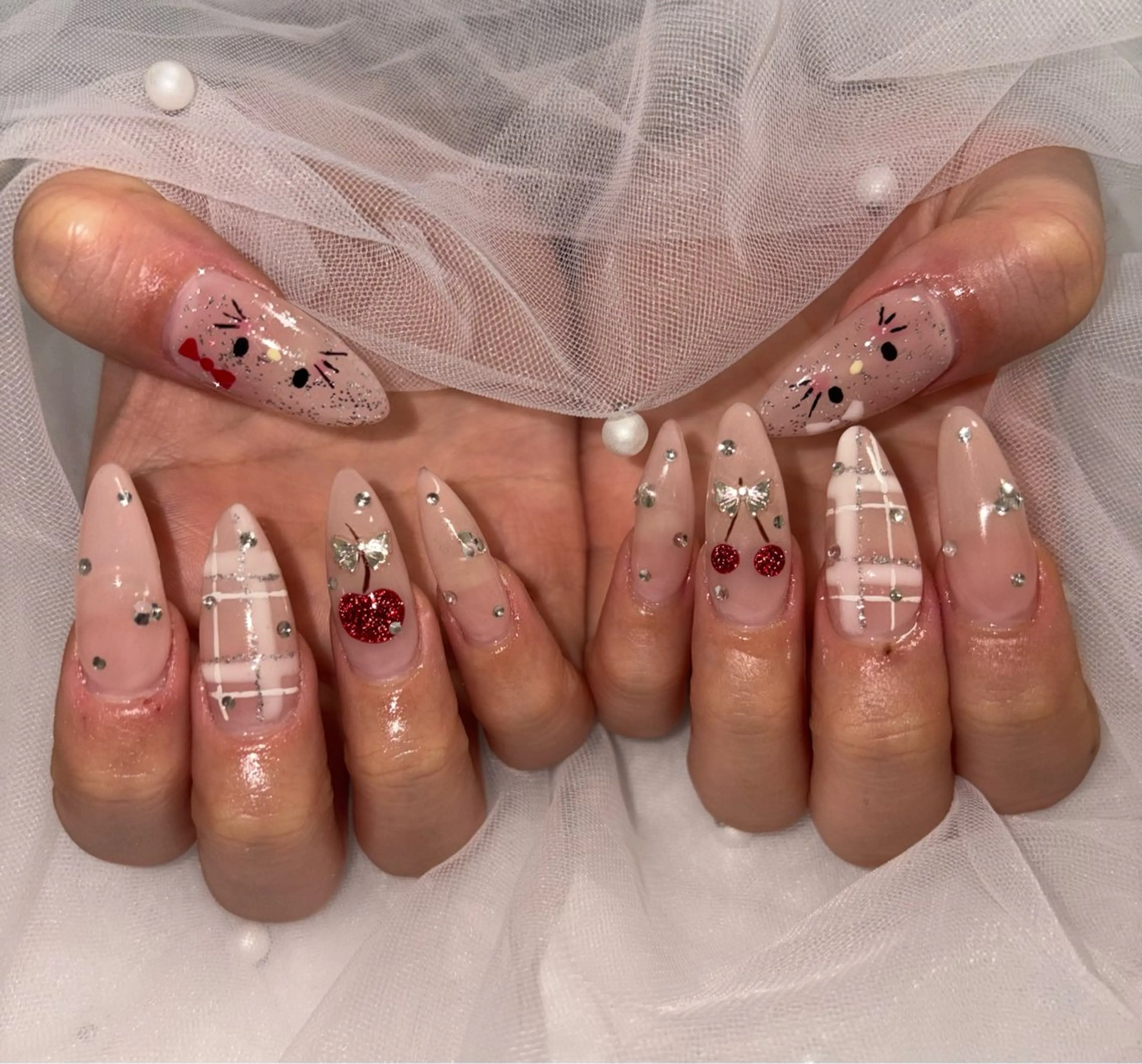 ネイル ロングネイル スカルプネイル ネイルチップ ハンドネイル NAILSALON ViViのネイルデザイン