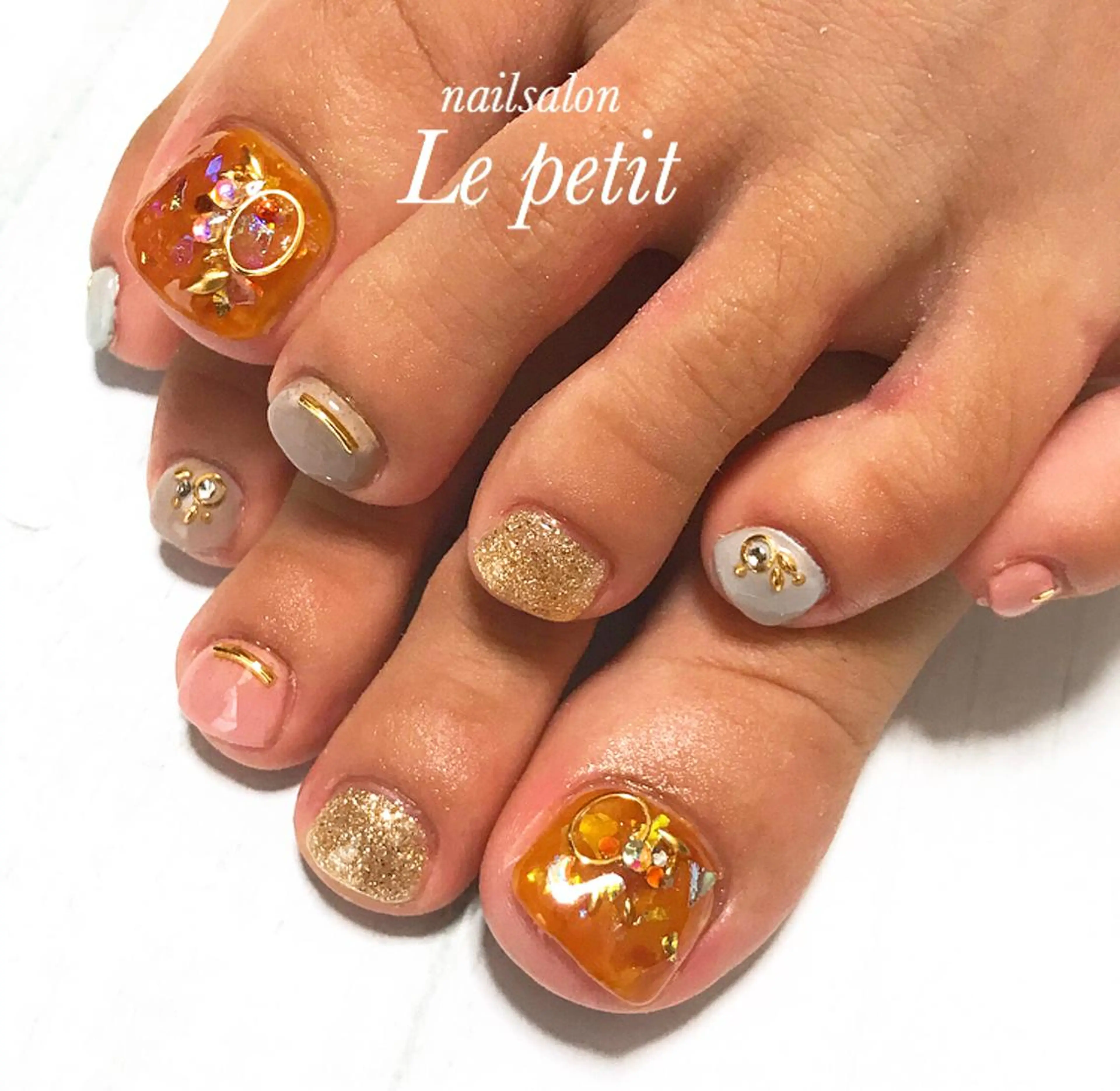 ネイル 石野 広佳のネイルデザイン