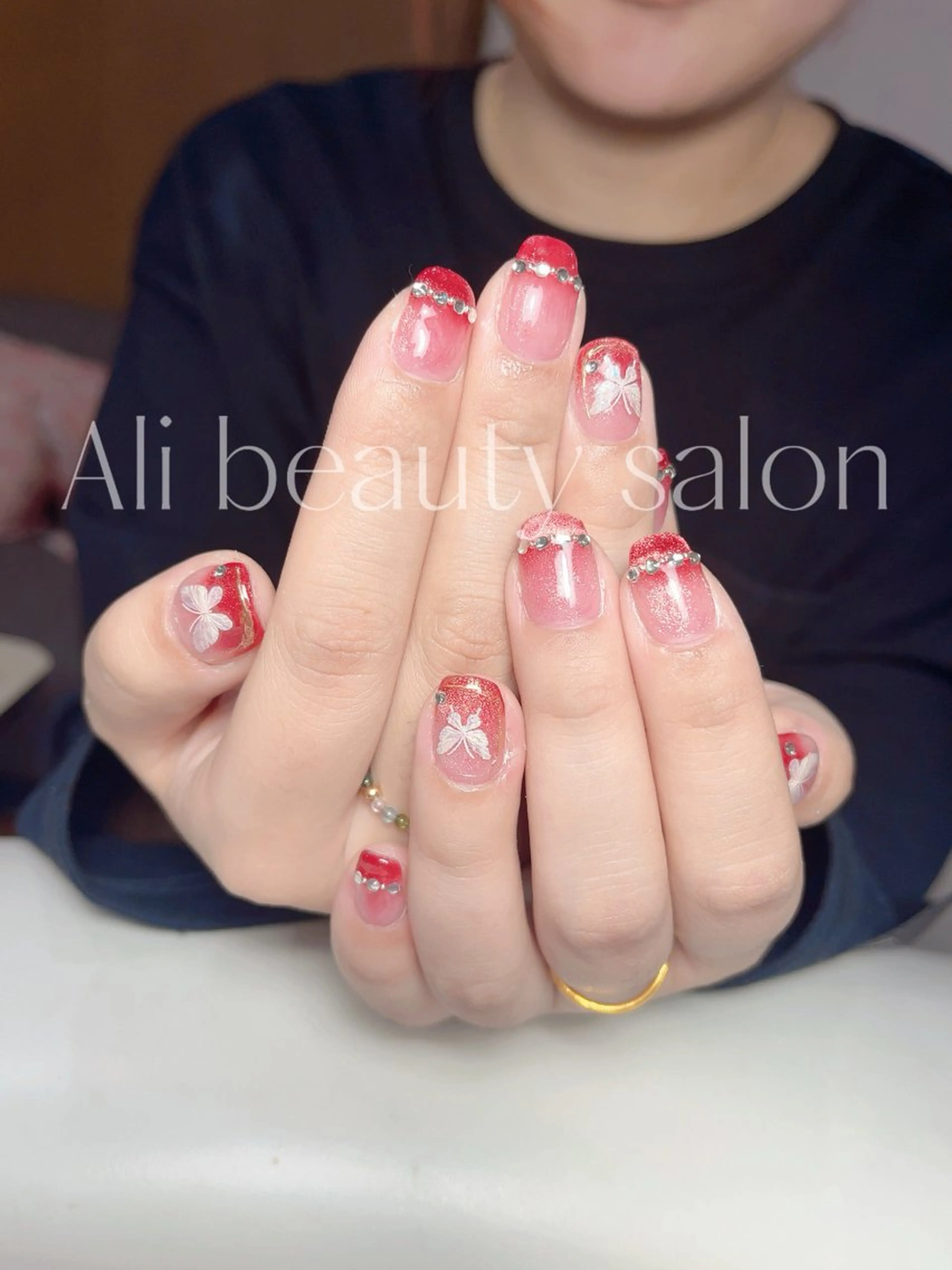 ネイル グラデーション マグネットネイル ハンドネイル Ali 新小岩 ネイル専門のネイルデザイン