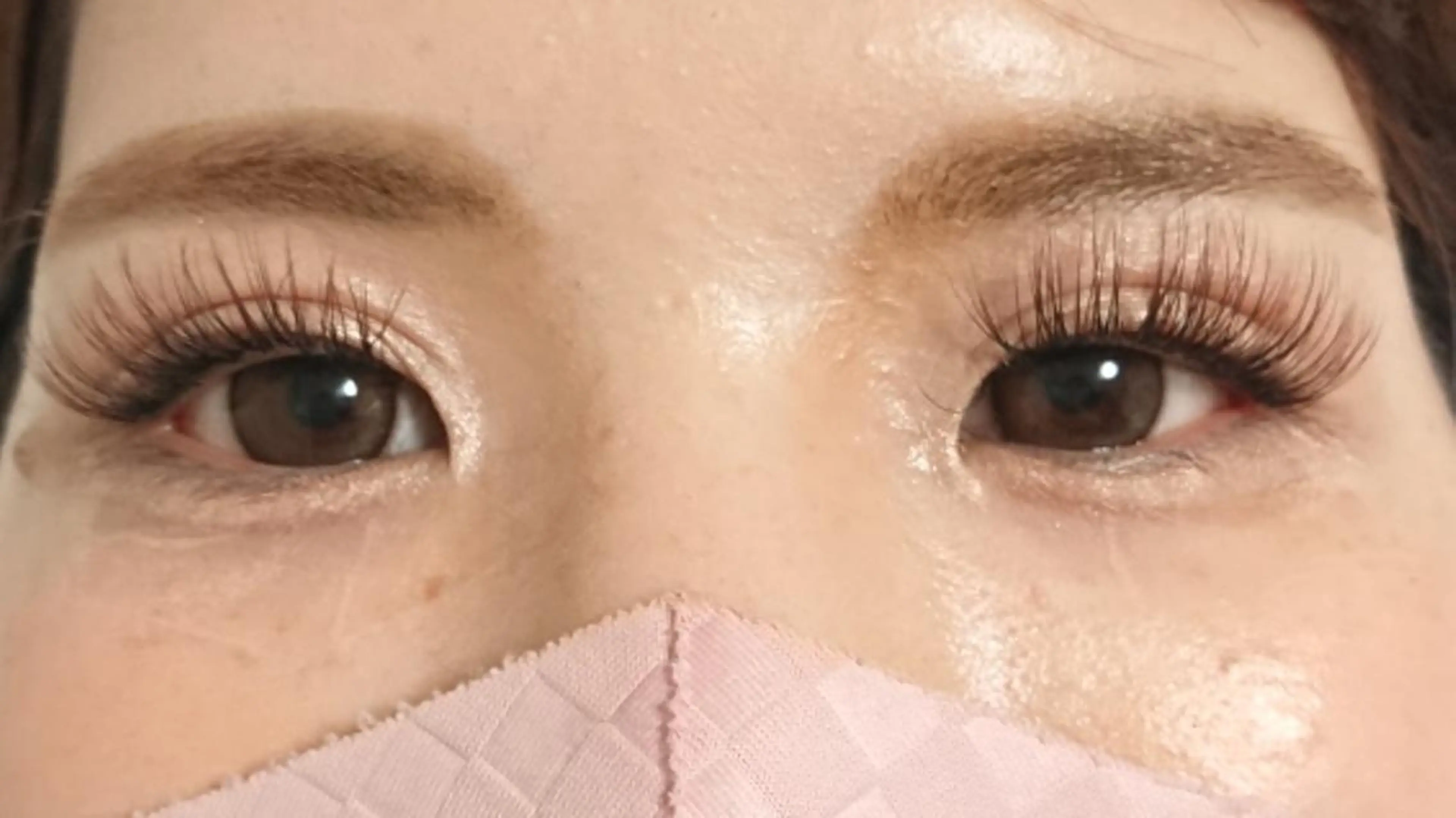 マツエク・マツパ メンズ カラーマツエク 口コミ高評価🌠眉と まつ毛の専門MIKIのマツエク・マツパデザイン