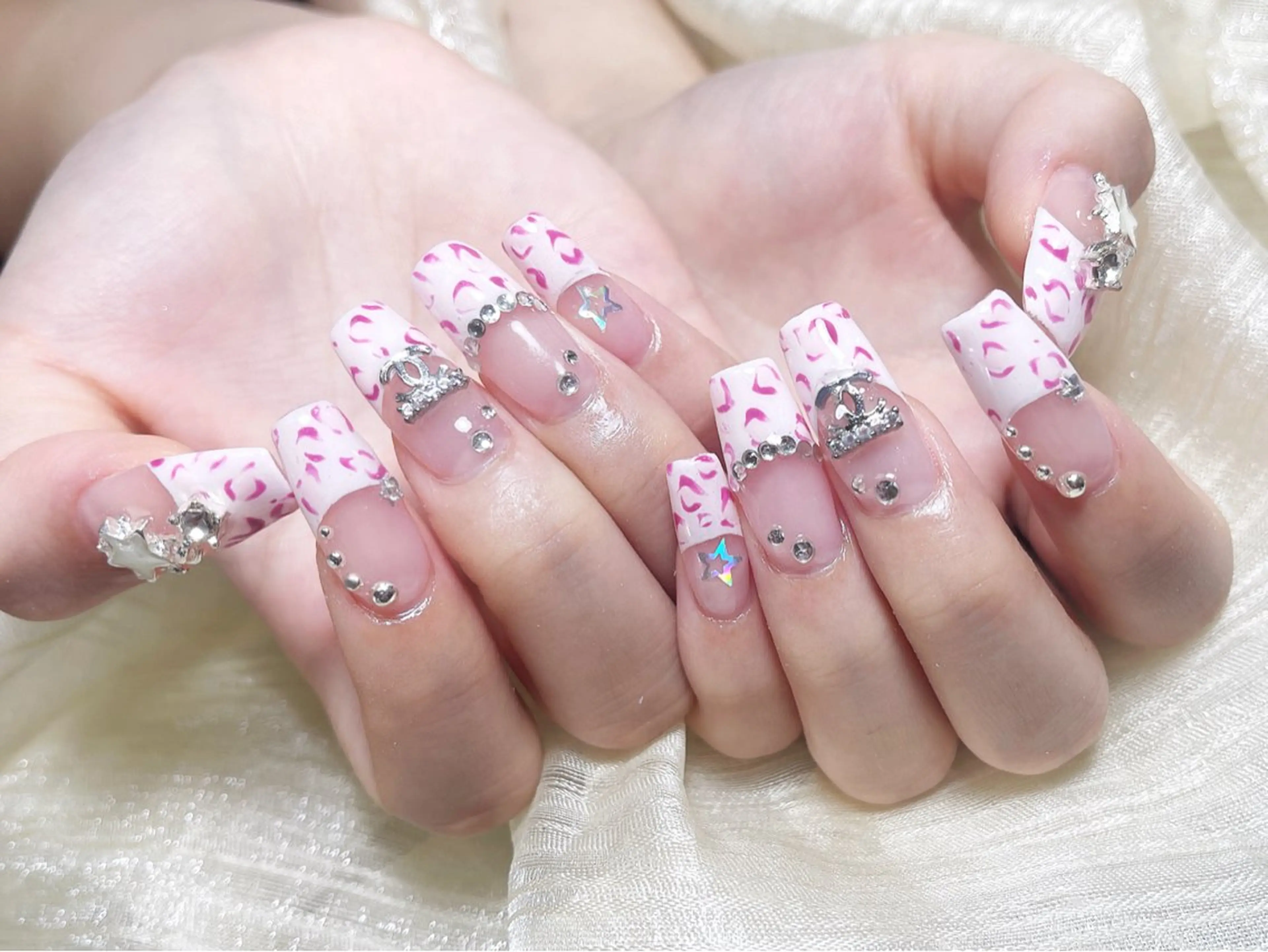 ネイル ハンドネイル 🎀ネイルサロン エクラYUI🎀のネイルデザイン