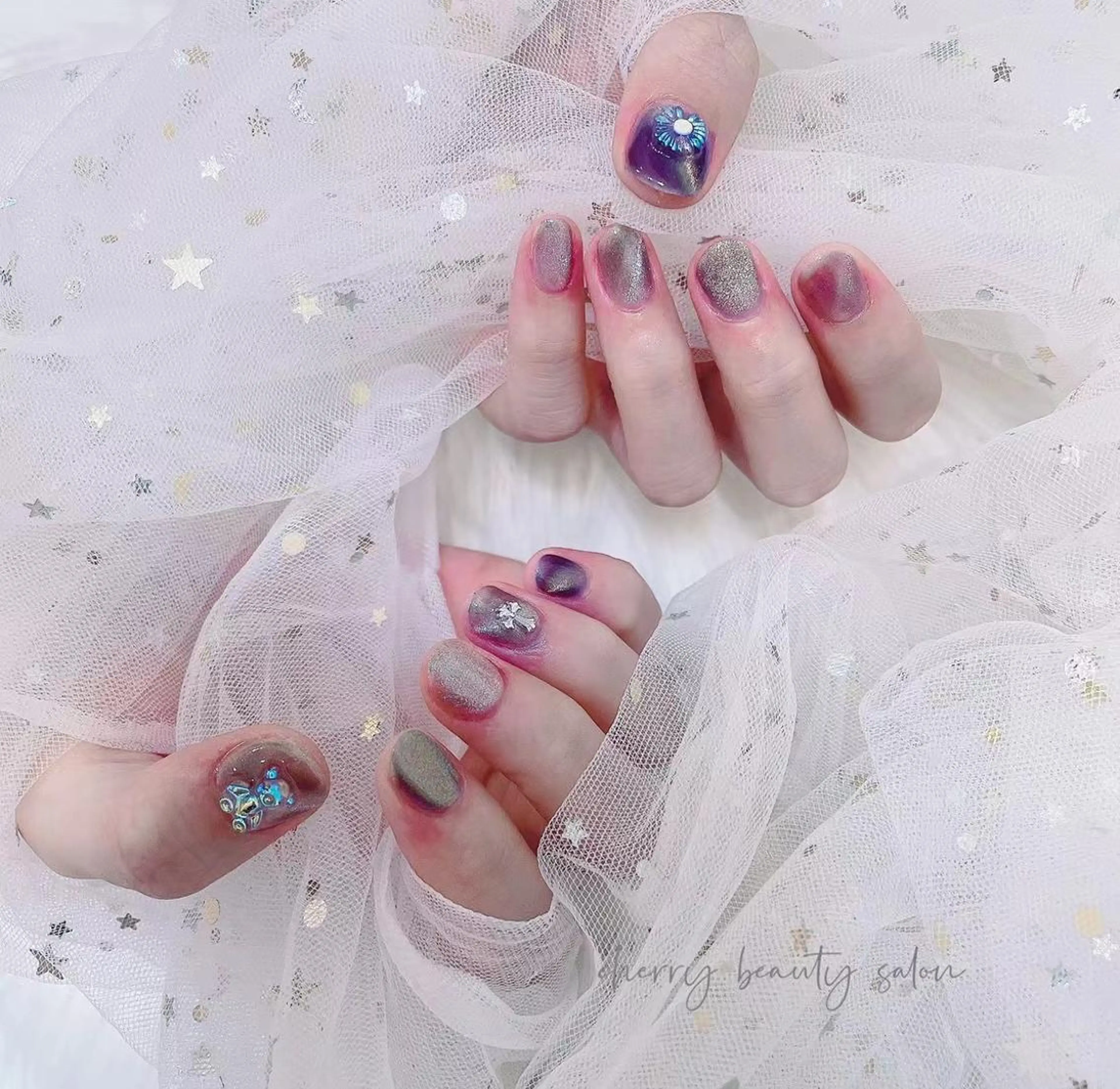 ショート SAKURA 🍒のネイルデザイン