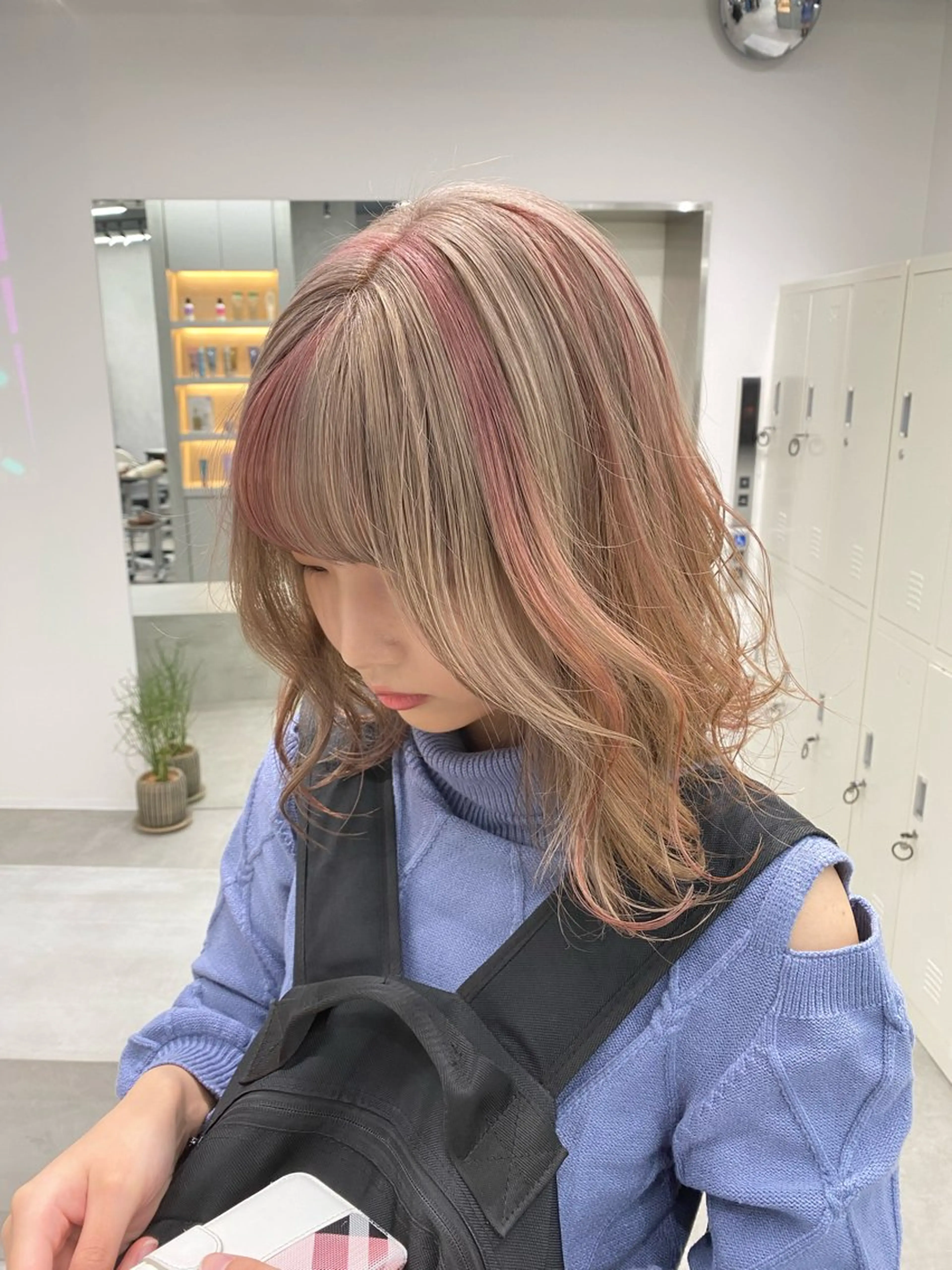 ミディアム カラー ベージュカラー ミルクティーベージュ ピンクカラー ウルフ🐺/ボブ ハイトーン🌈/増田のヘアスタイル