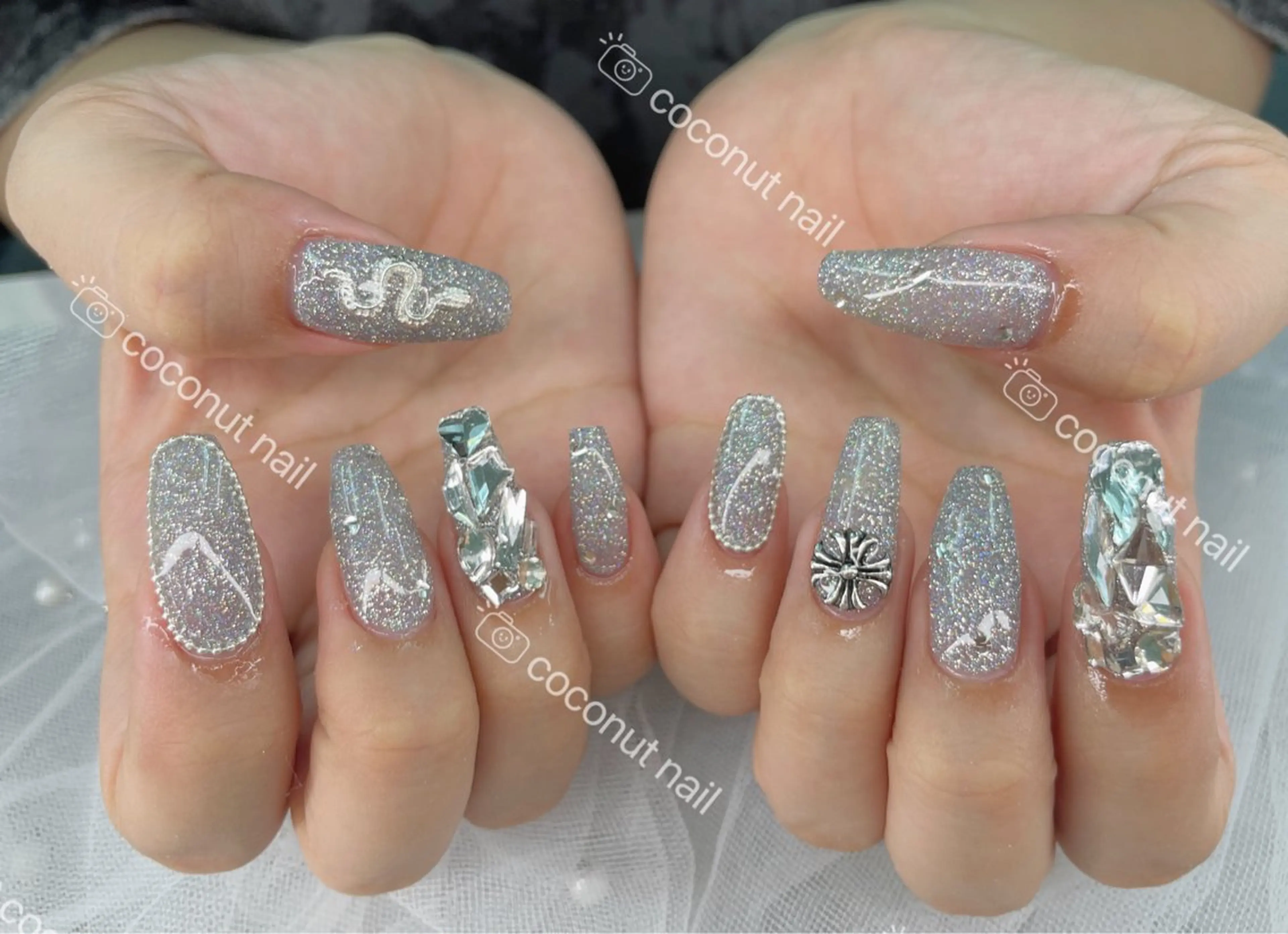 ネイル ハンドネイル 神田 ココナッツのネイルデザイン