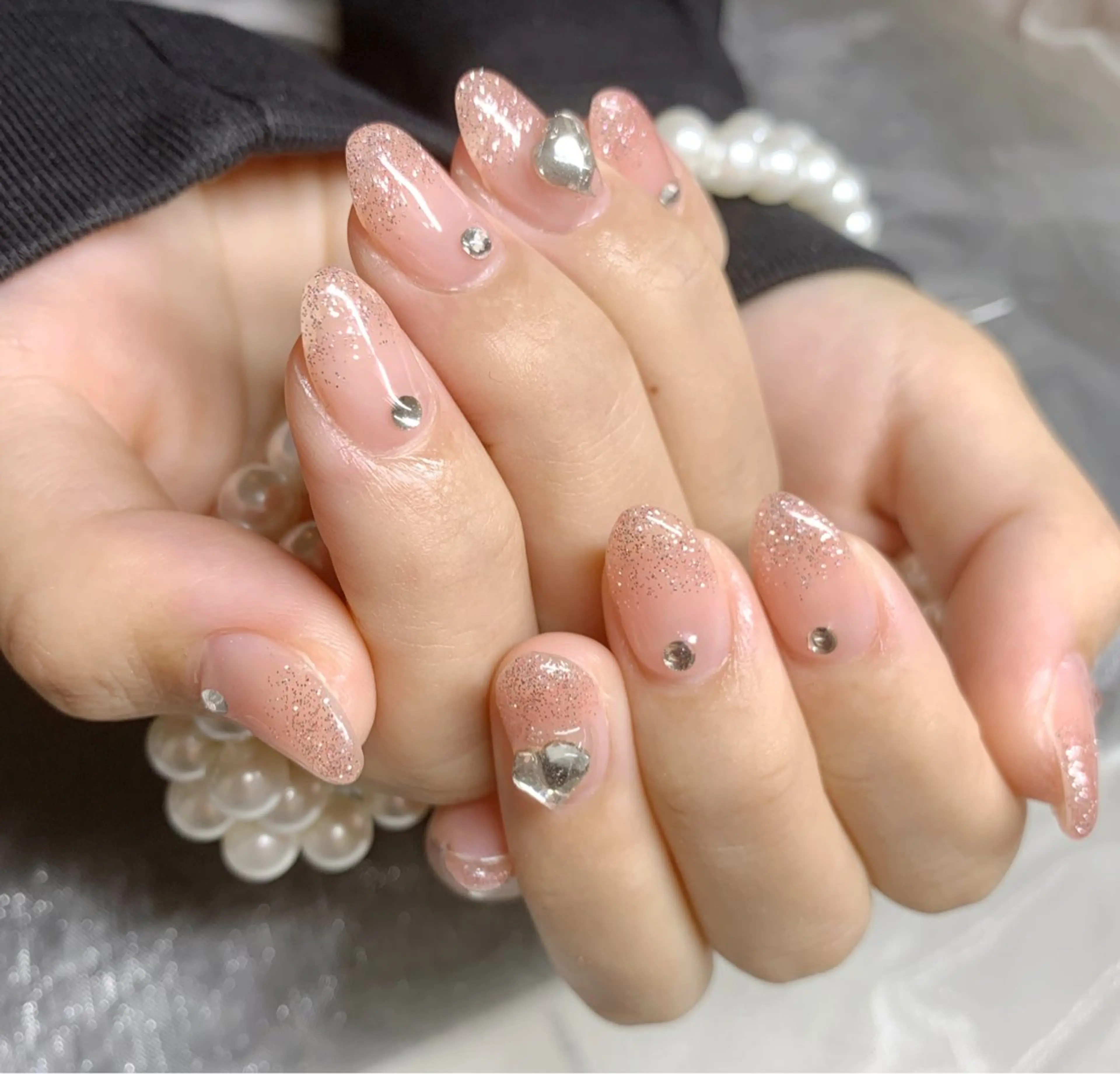 ネイル フラッシュネイル ハート シンプルネイル ハンドネイル mira-cle大濱美容アカデミー所属・AI NAのネイルデザイン