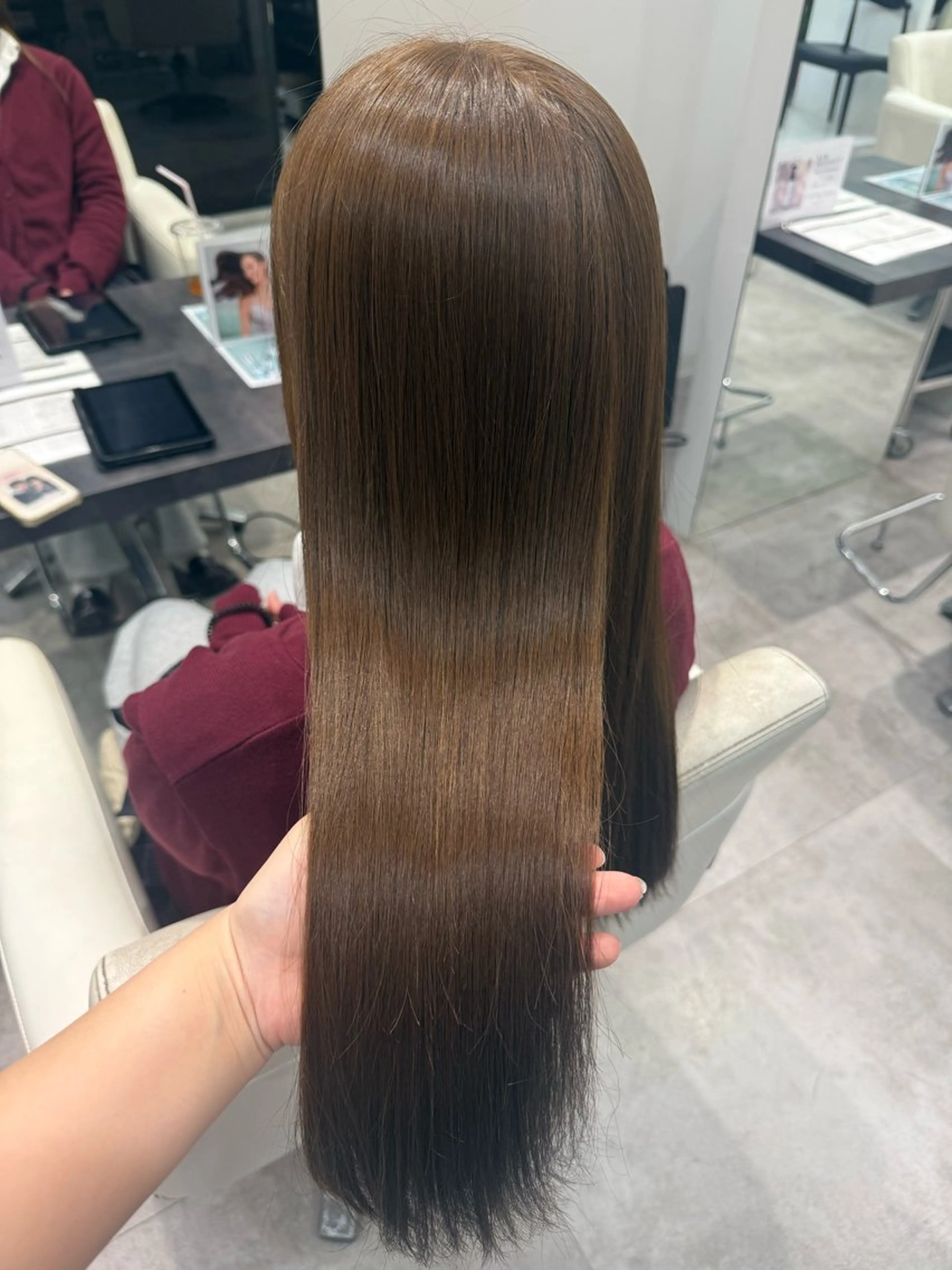 ロング カラー ベージュカラー ブリーチ ケアブリーチ 透明感カラー デザインカラー ヘアカラー トリートメント ハイトーン/髪質改善 🦋岩渕かすが🖤のヘアスタイル