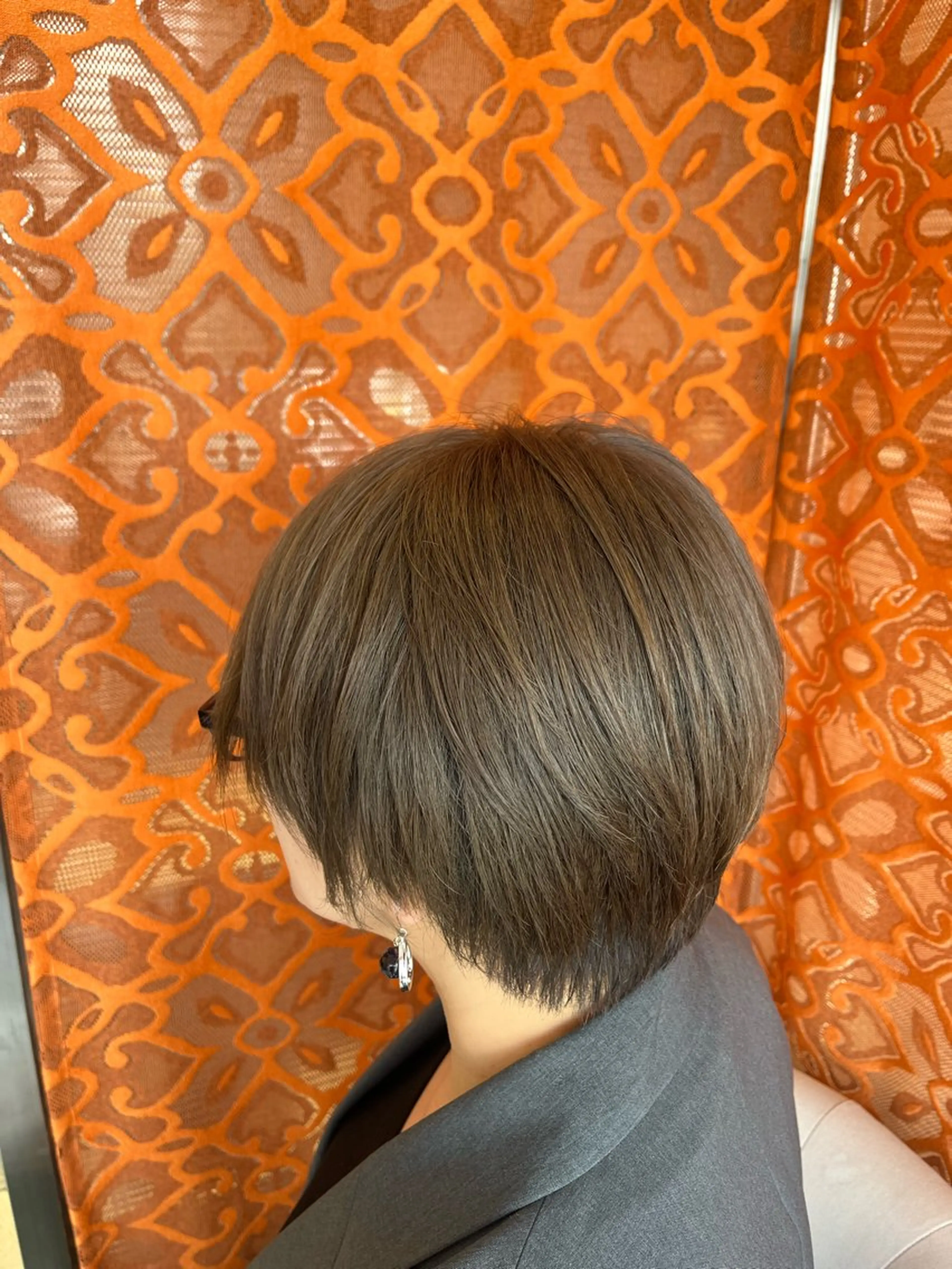 ショート カラー カット ヘアカラー トリートメント ベージュカラー⌇﻿ くびれヘア.𐙚心音のヘアスタイル