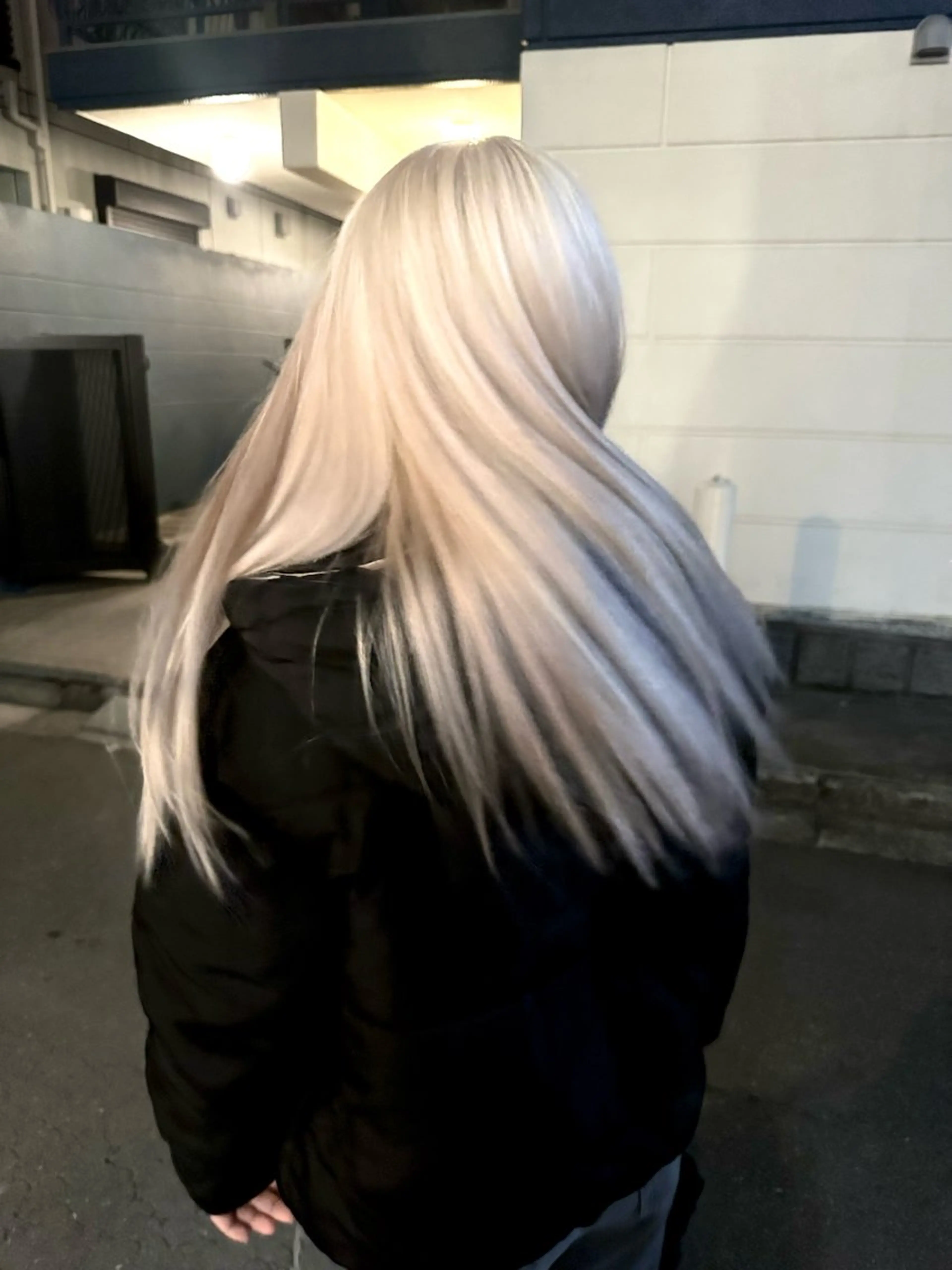 セミロング カラー ヘアカラー トリートメント kai .のヘアスタイル