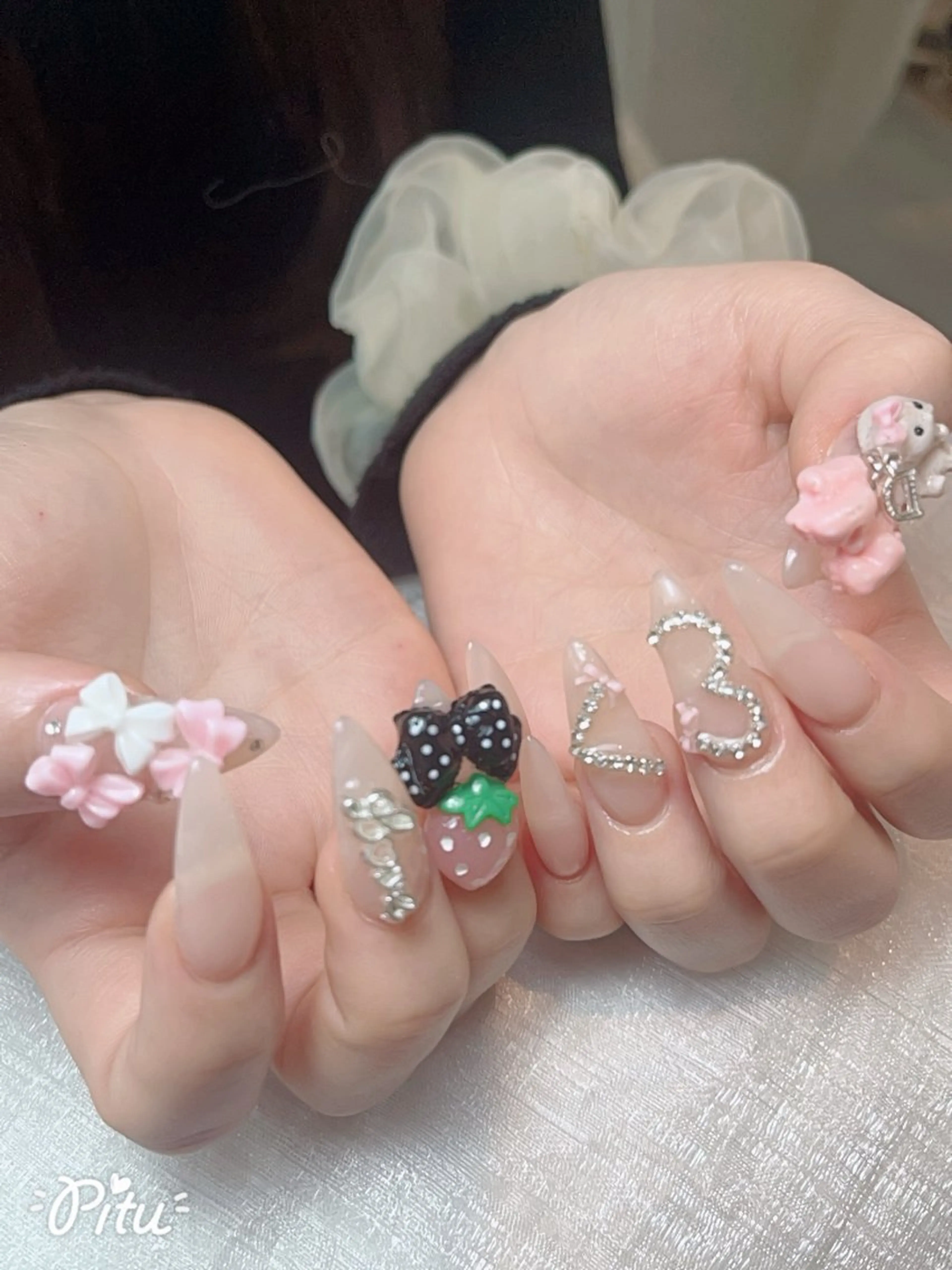 ネイル アートネイル ジェルネイル ニュアンスネイル シンプルネイル ネイルチップ ハンドネイル Nie Nail Hinatachanのネイルデザイン