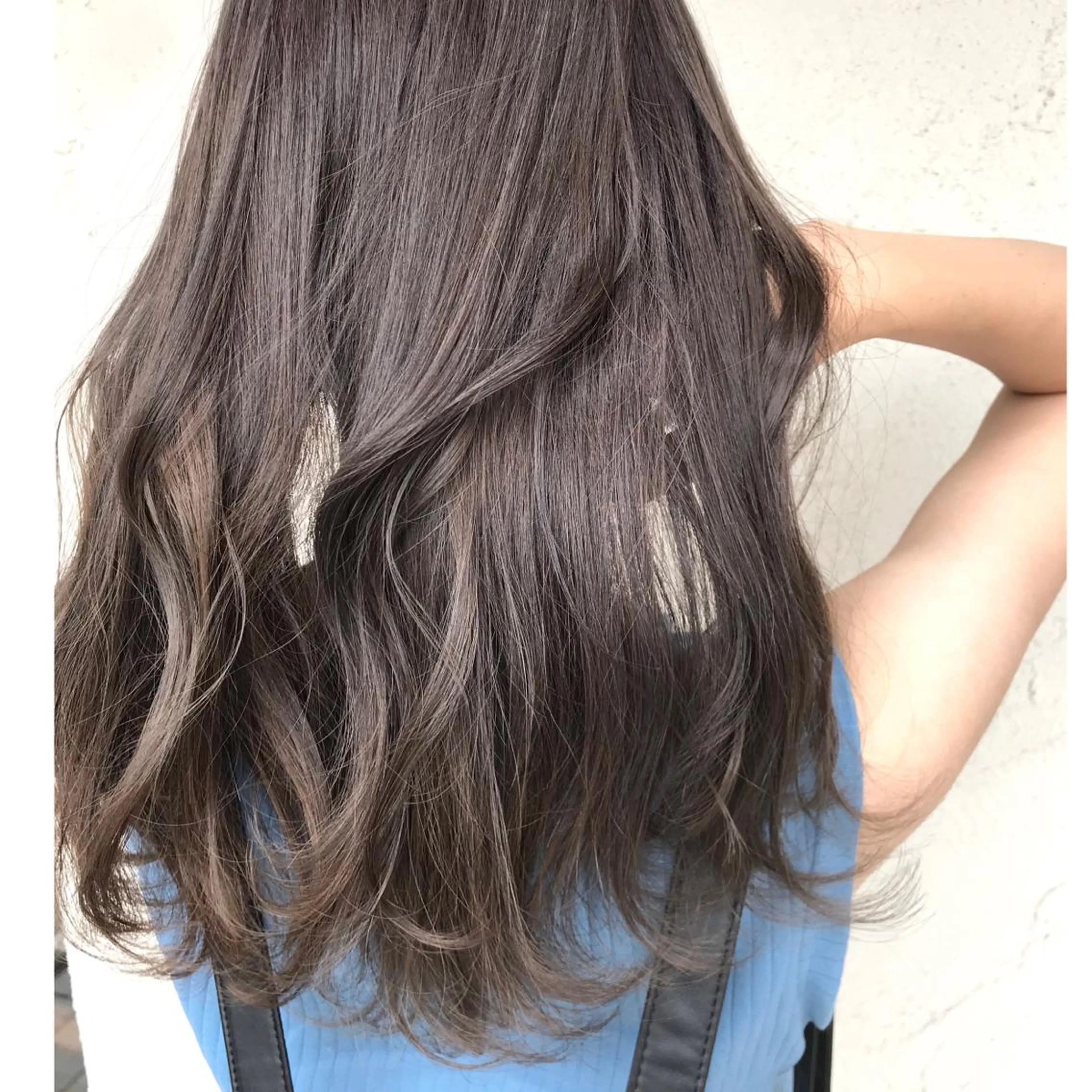 ミディアム カラー 透明感カラー イルミナカラー カット ヘアカラー トリートメント ヘアセット 艶髪育成サロン 京橋　shinのヘアスタイル