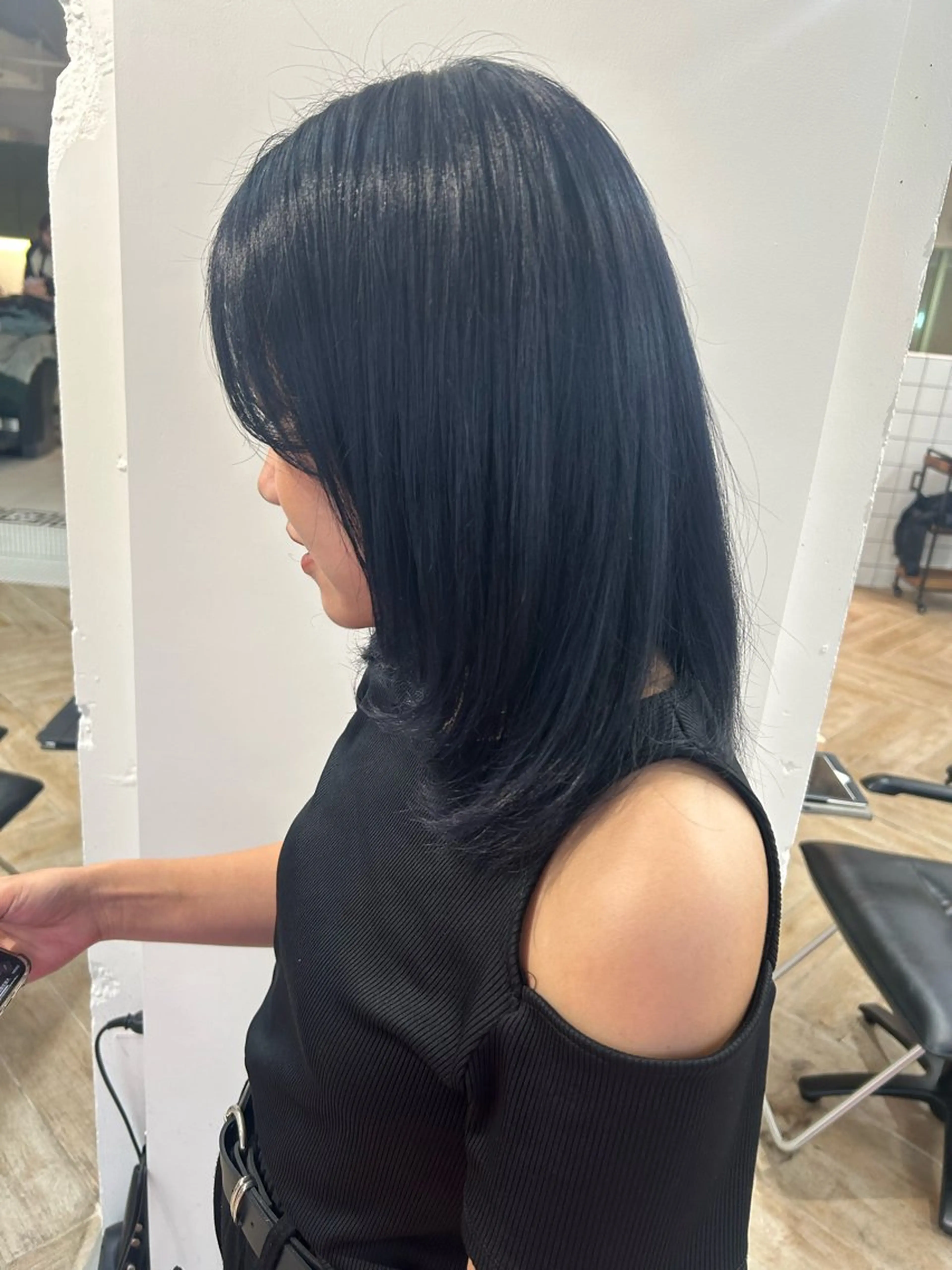 ミディアム カラー ヘアカラー トリートメント ベージュ/ダブルカラ ー/新潟駅/青柳萌果のヘアスタイル