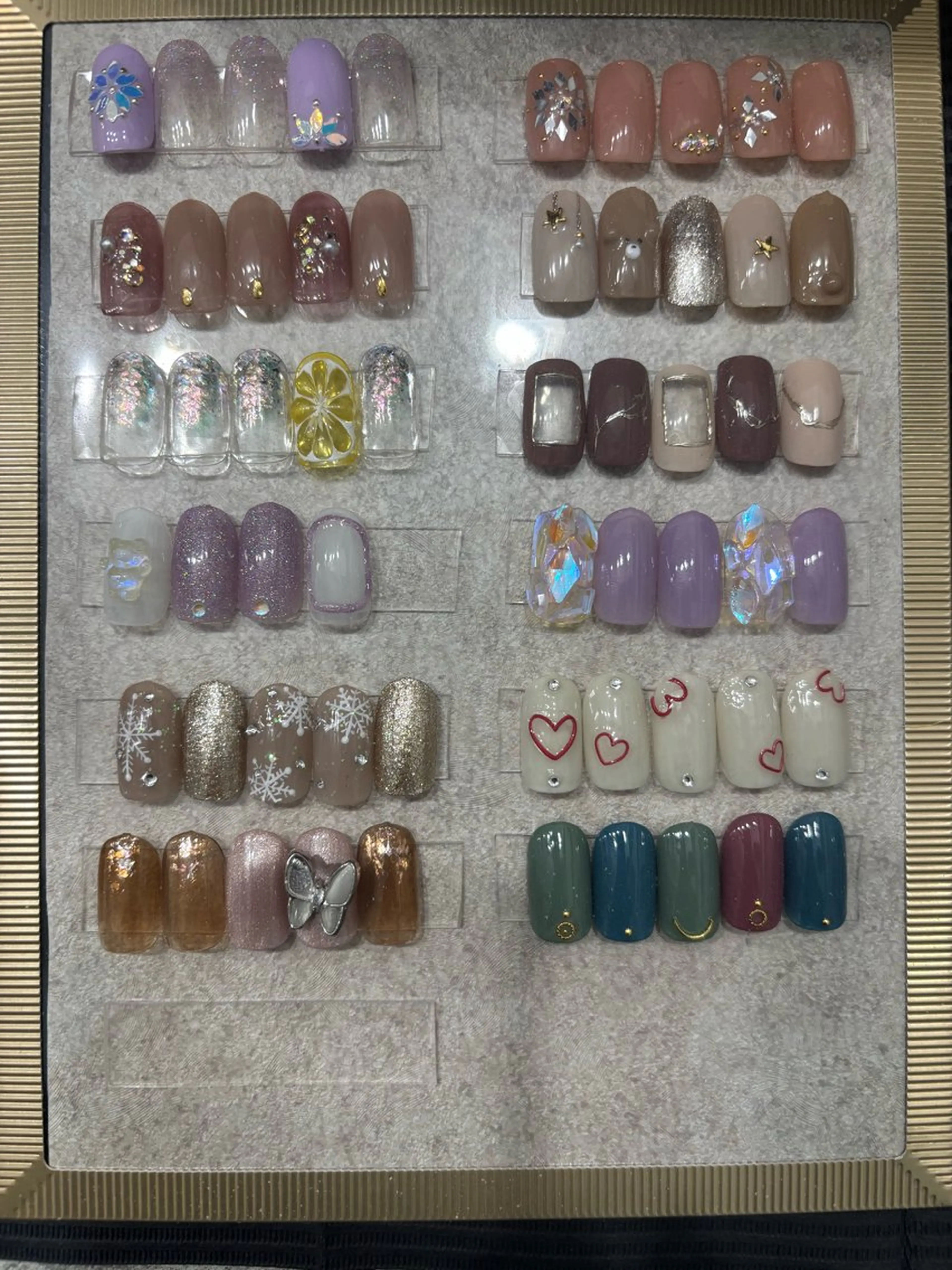 ネイル 横田 彩夏(あやか)のネイルデザイン