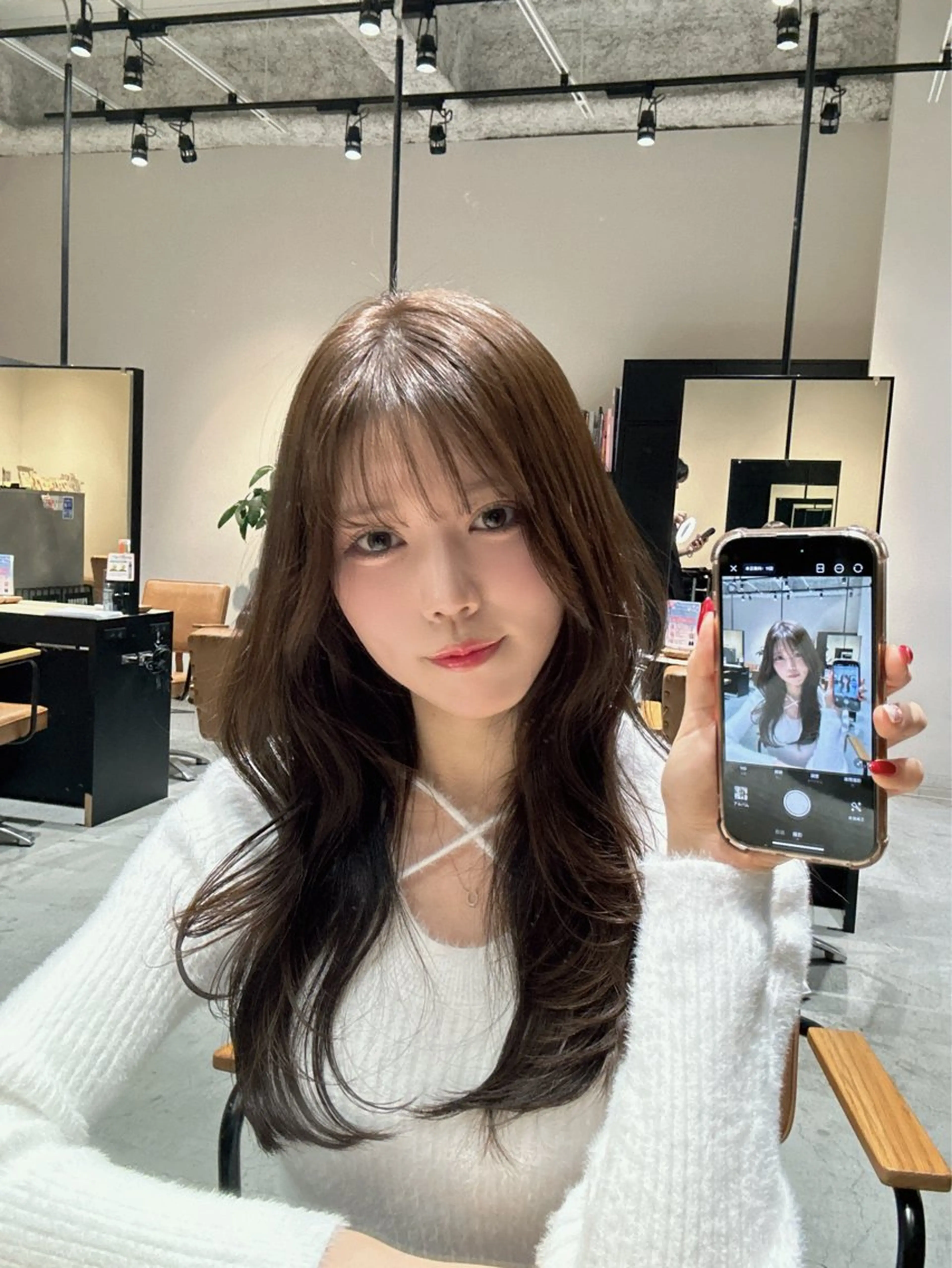 セミロング 奥田 蓮のヘアスタイル