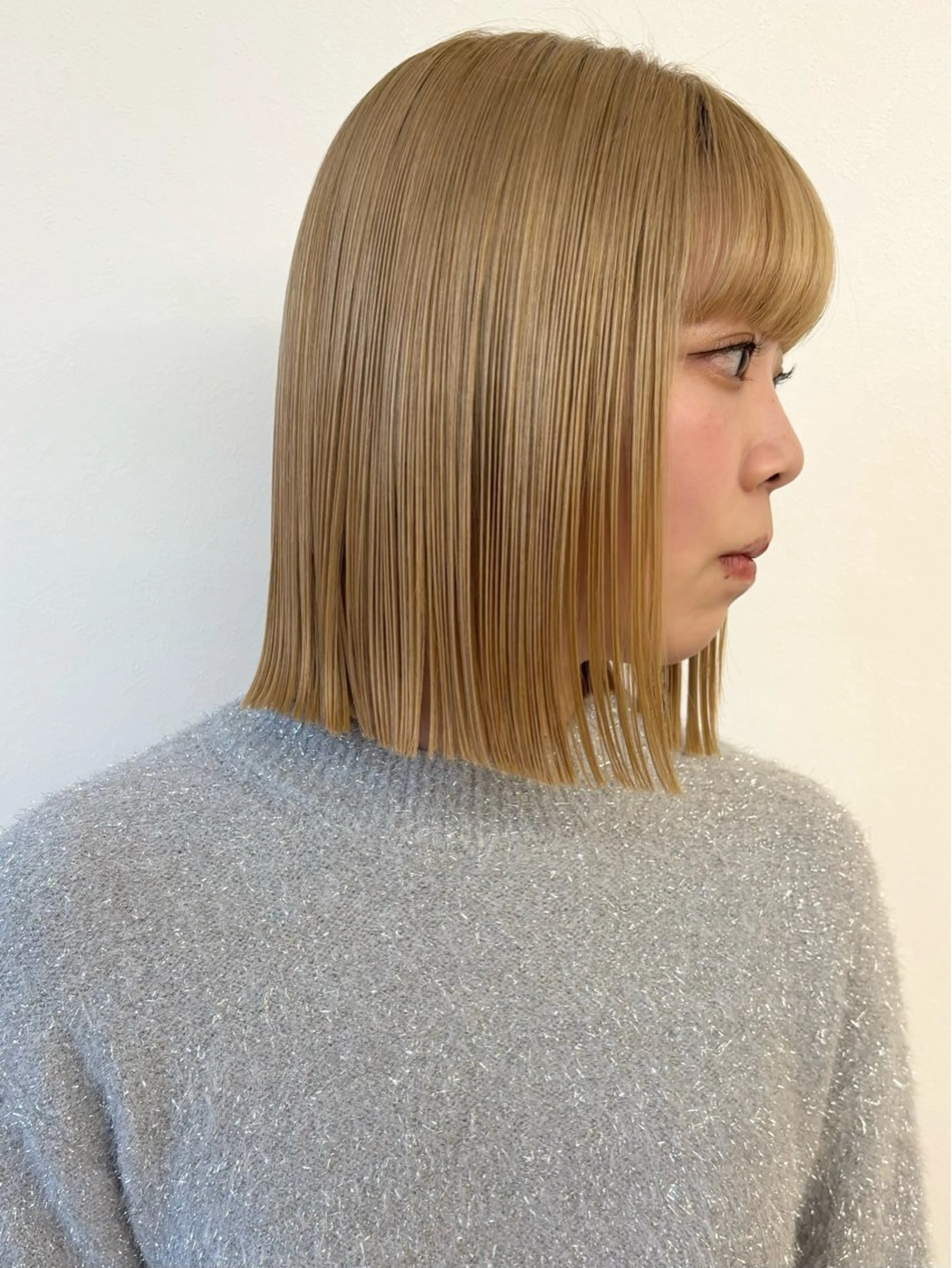 ミディアム 切りっぱなしボブ ボブ 石山 /切りっぱなしボブのヘアスタイル