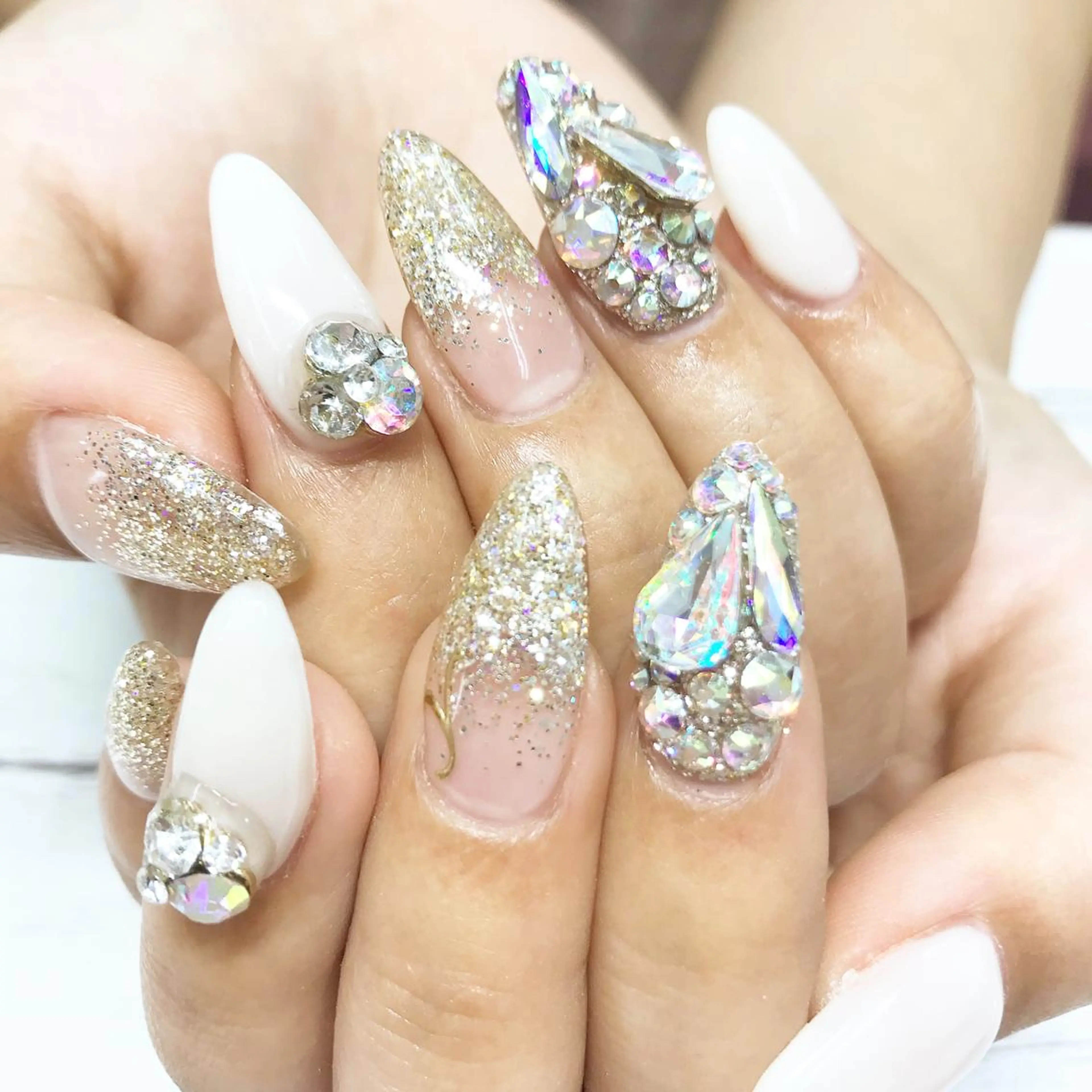 ネイル リラネイル Aikenのネイルデザイン