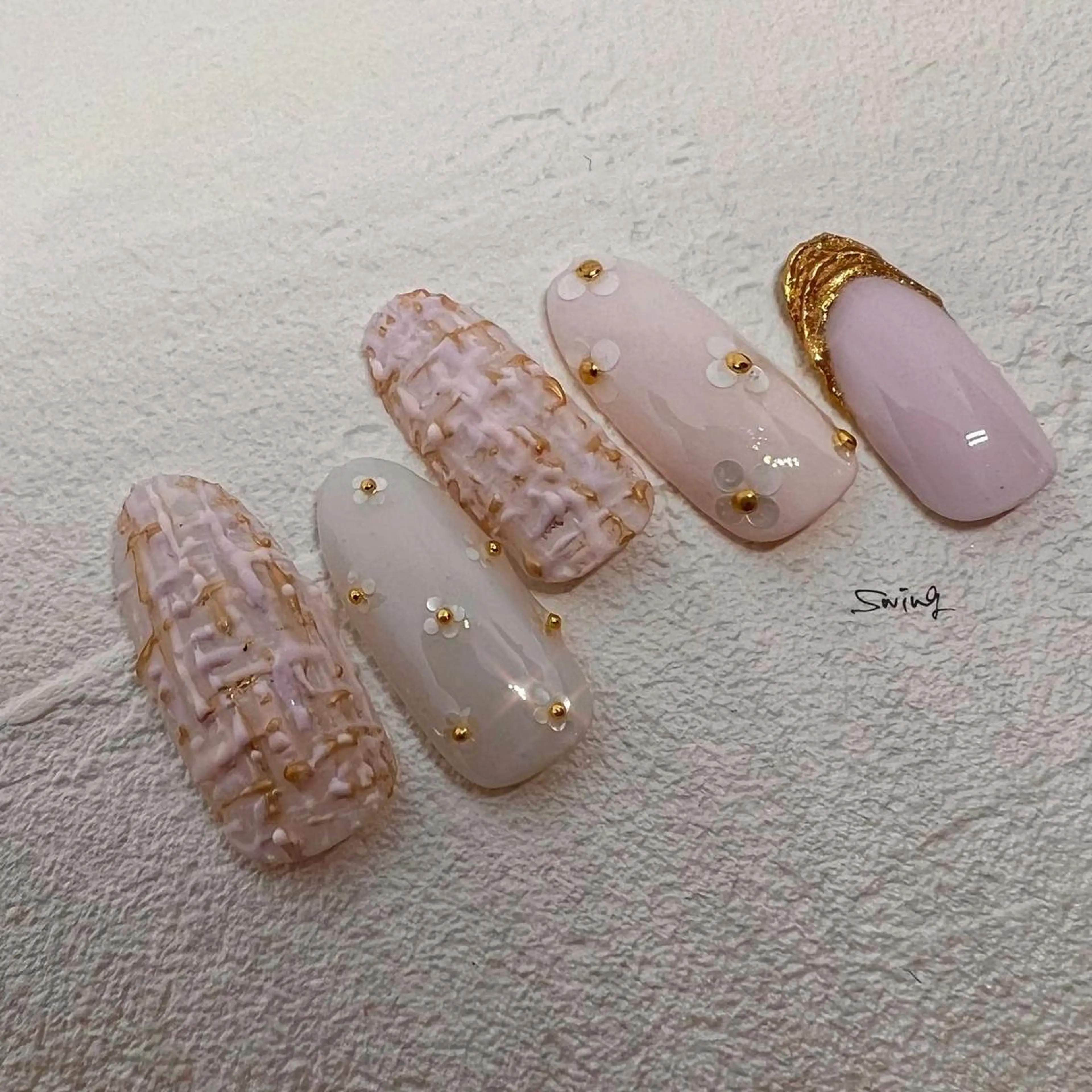ネイル ツイードネイル SWING Nail Salon所属・Yoshida Takakoのネイルデザイン