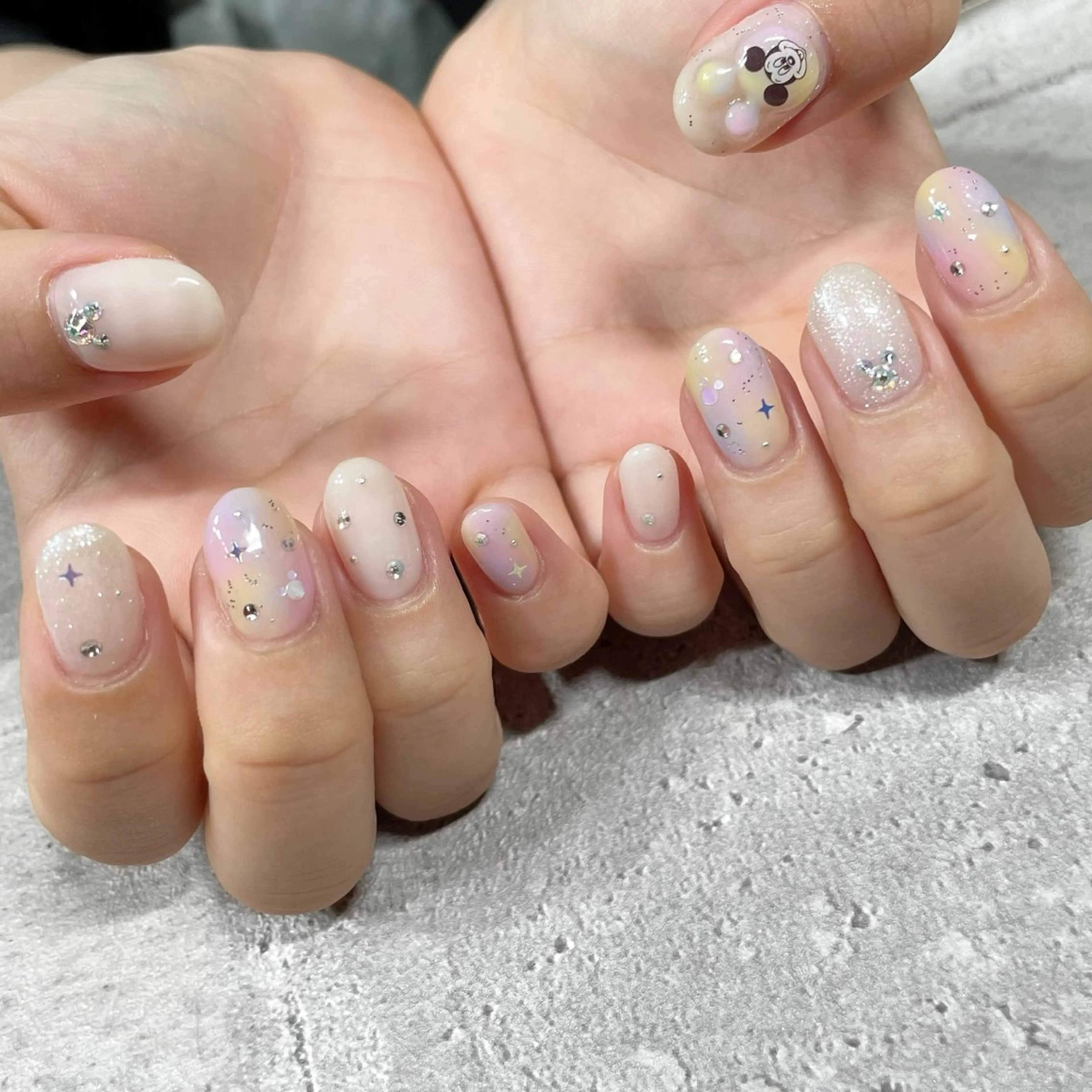 ネイル 東 千夏のネイルデザイン