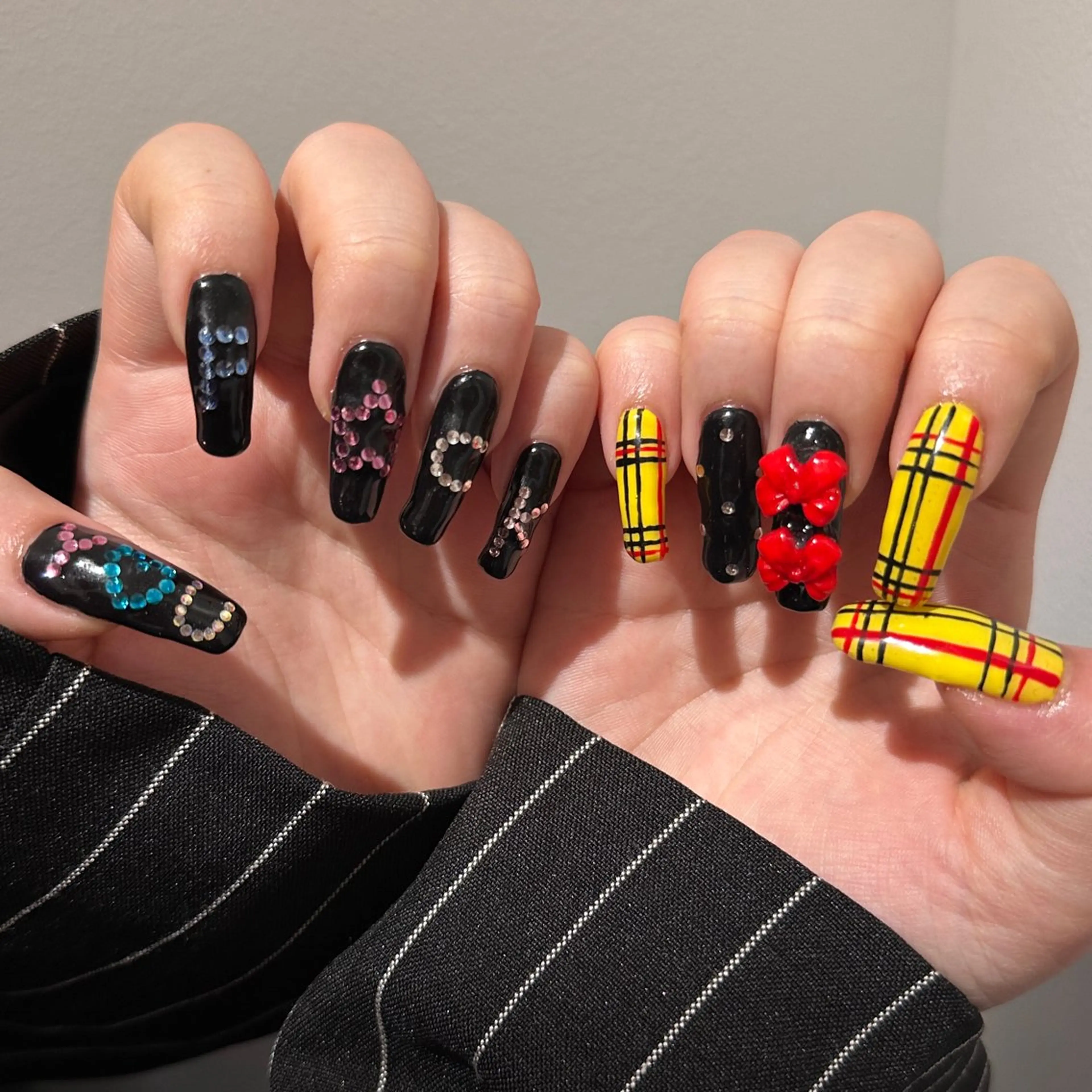 ネイル ハンドネイル 👽個性派ネイル🎀 komachiのヘアスタイル