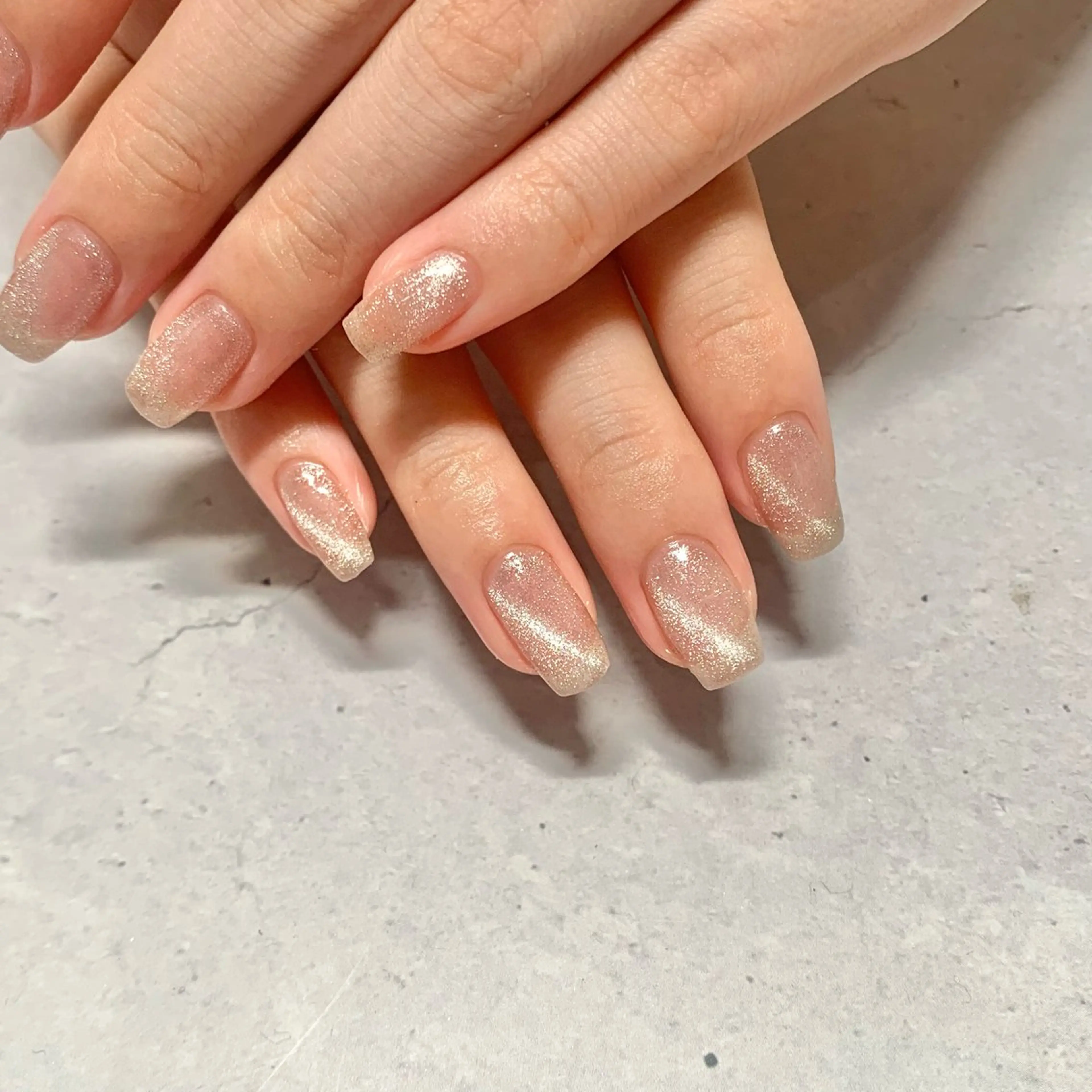 ネイル ハンドネイル chika .のネイルデザイン