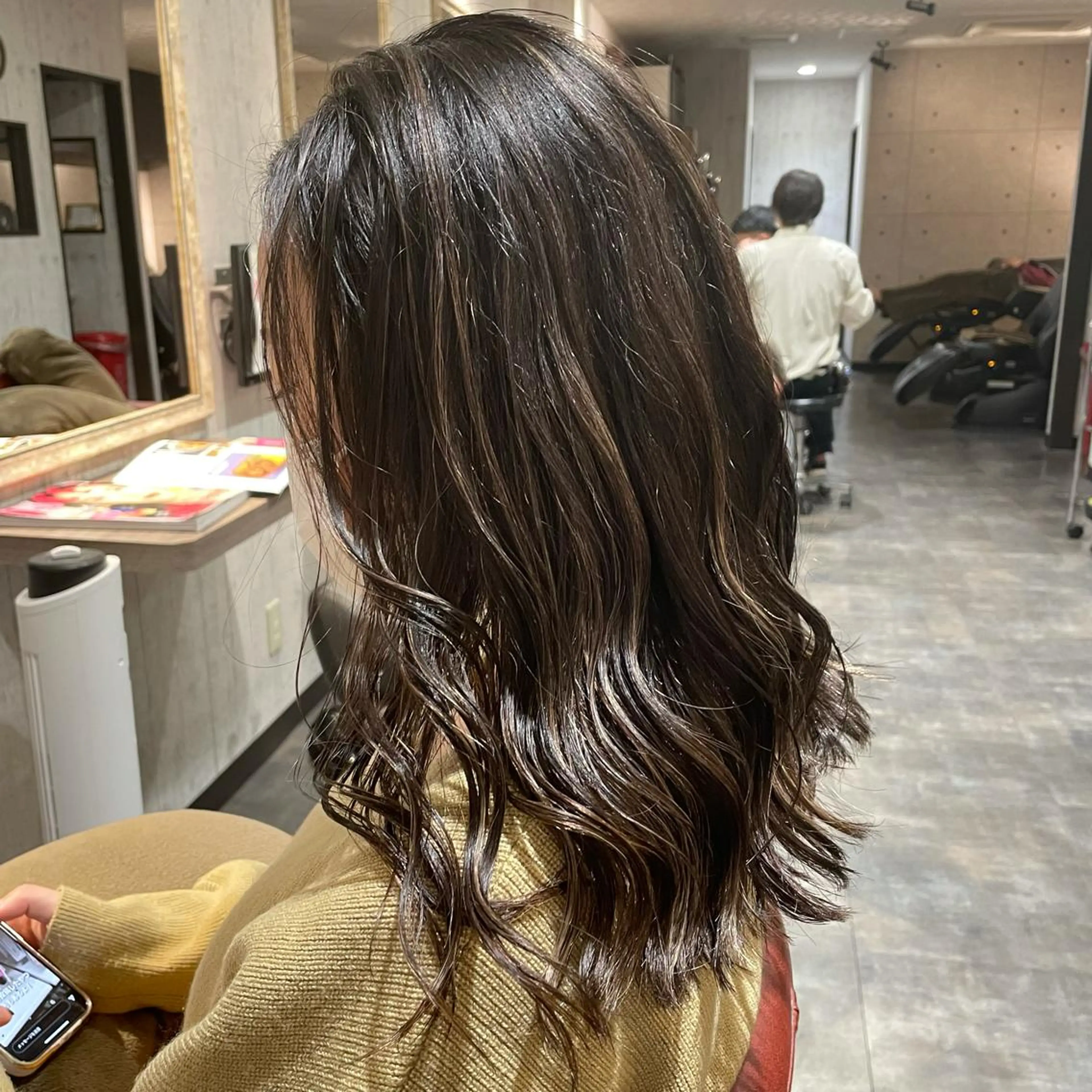 セミロング カラー ヘアアレンジ ハイライトカラー ハイライト ヘアカラー Wataru 髪質改善カラー💎のヘアスタイル