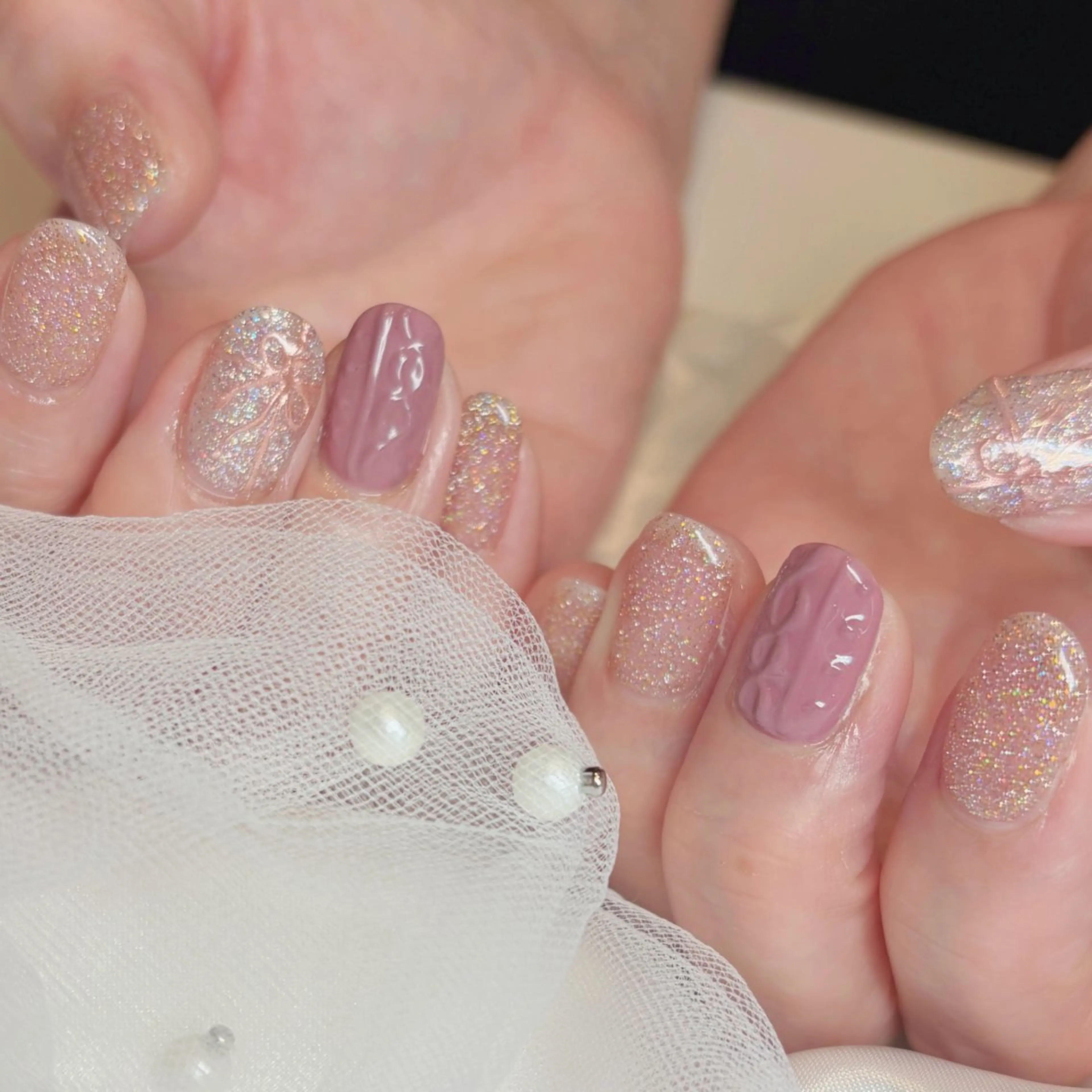 ネイル ジェルネイル ラメ(グリッター) パラジェル ピンク リボン ハンドネイル aitas | nanamiのネイルデザイン