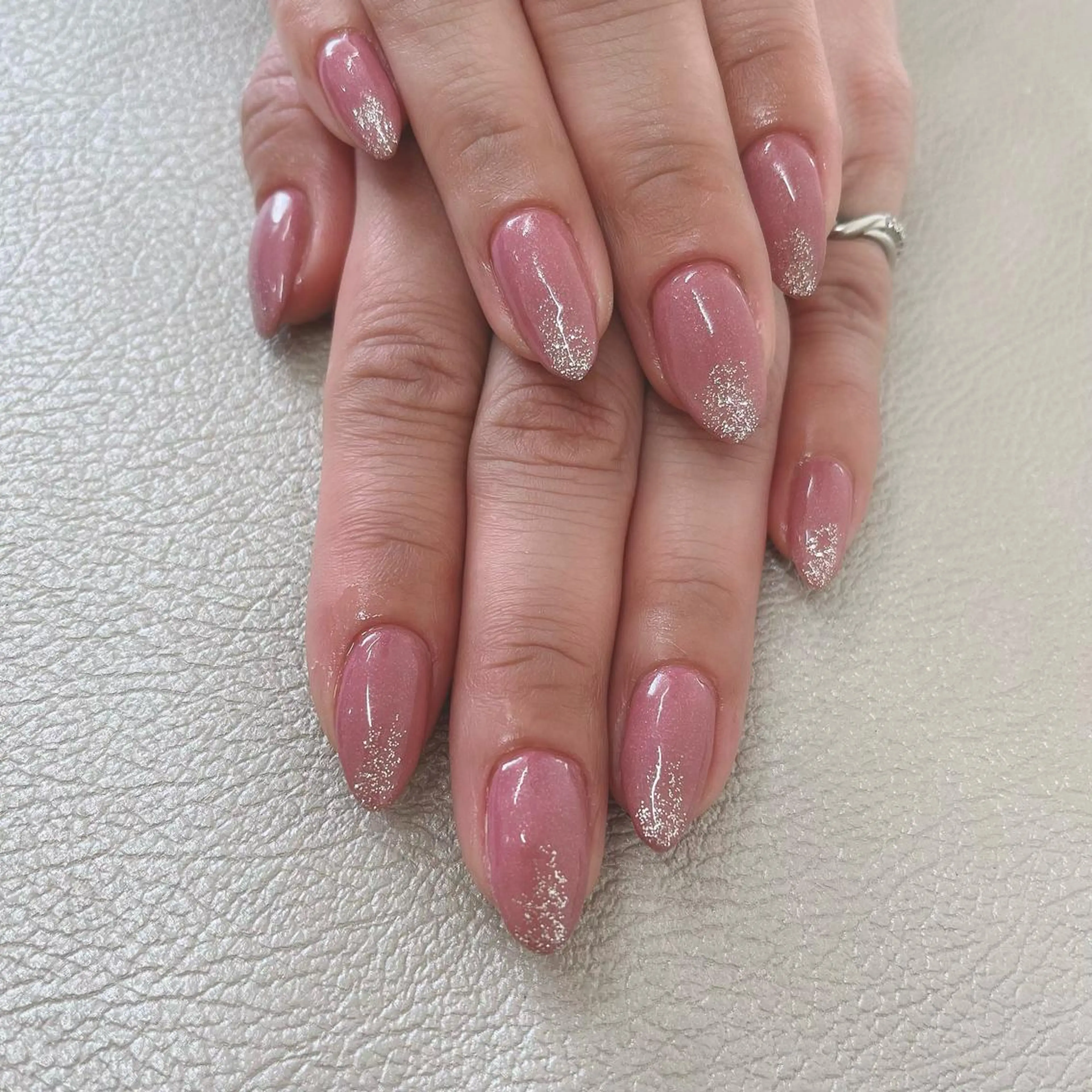 ネイル ハンドネイル ハンドケア Regene ARAKIのネイルデザイン