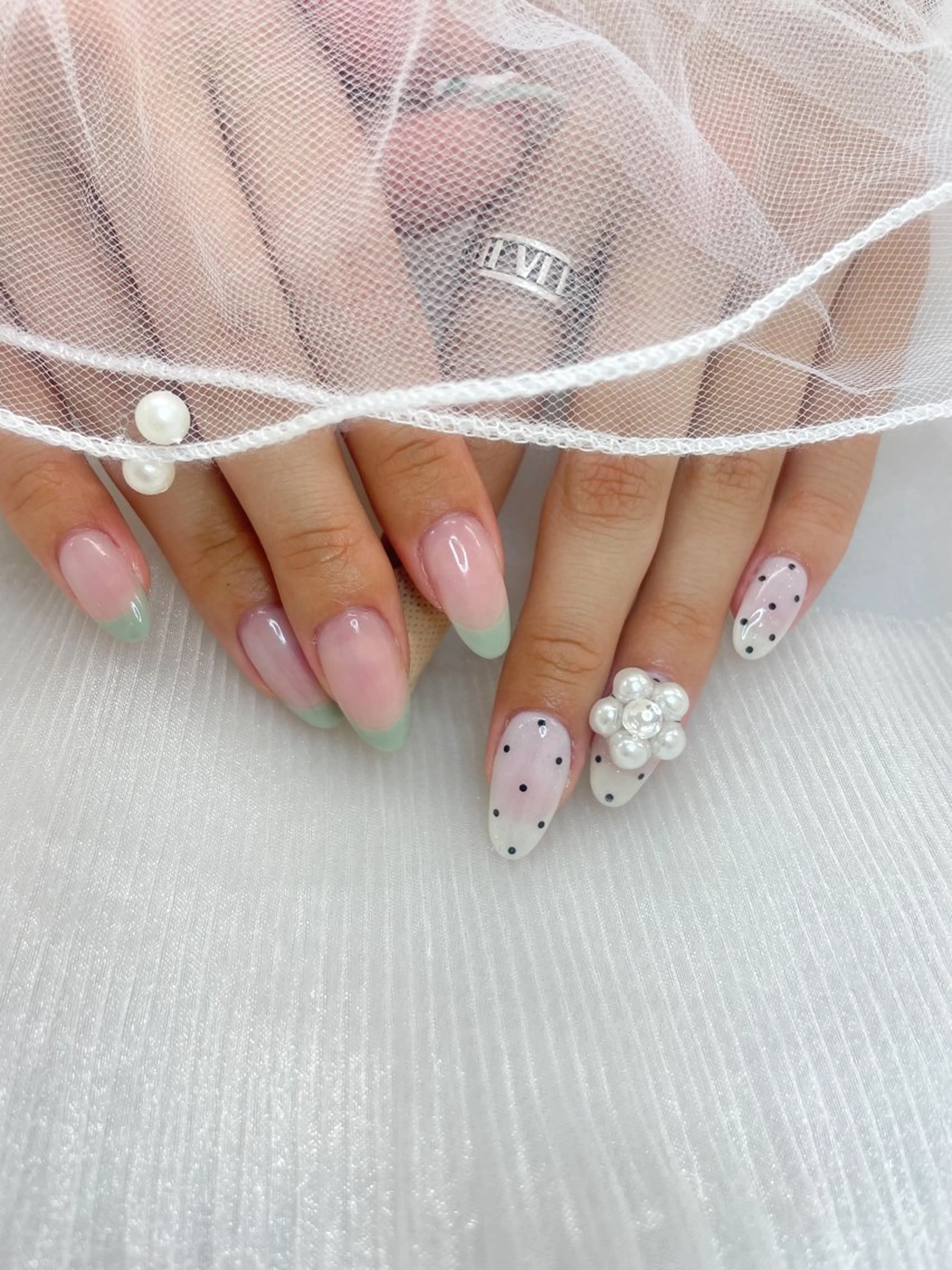 ネイル ハンドネイル 五十嵐 美智のネイルデザイン