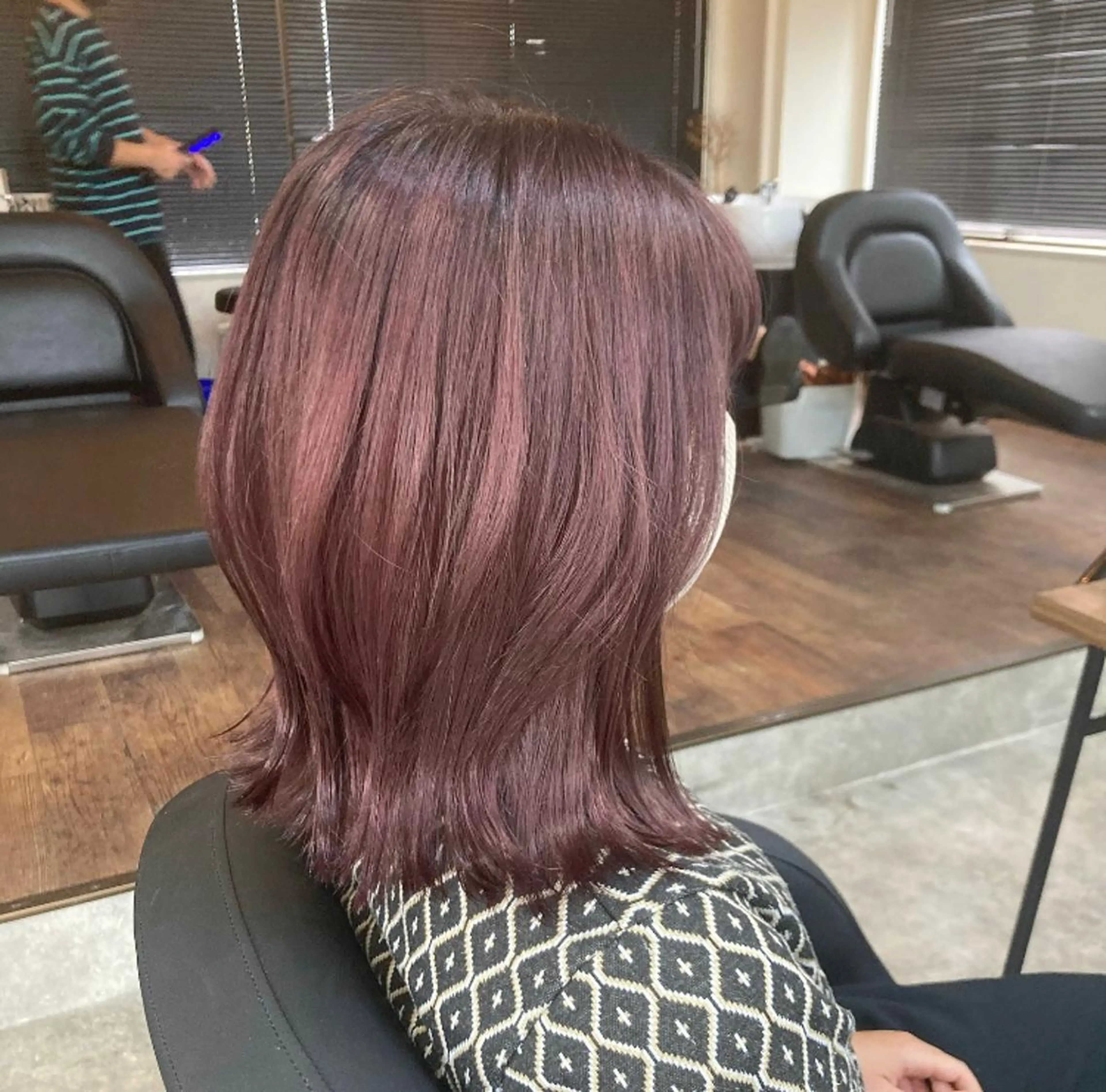 ミディアム カラー ショートボブ ミディアムパーマ バレイヤージュ ブリーチ ケアブリーチ 猫ｯ毛さんヘア🐈 Misa【女性】のヘアスタイル