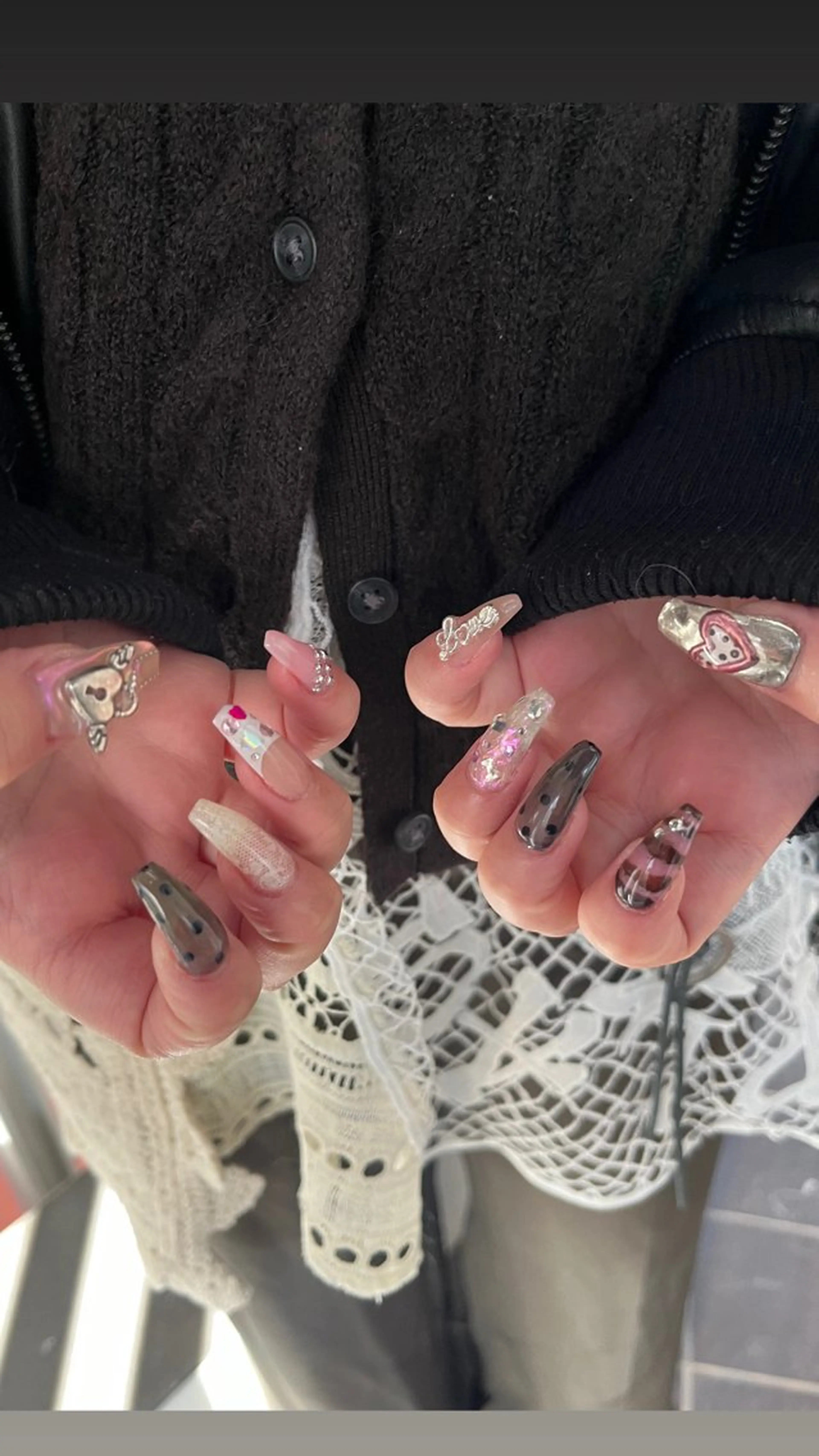 ネイル ハンドネイル フットネイル 小川 柚香のネイルデザイン