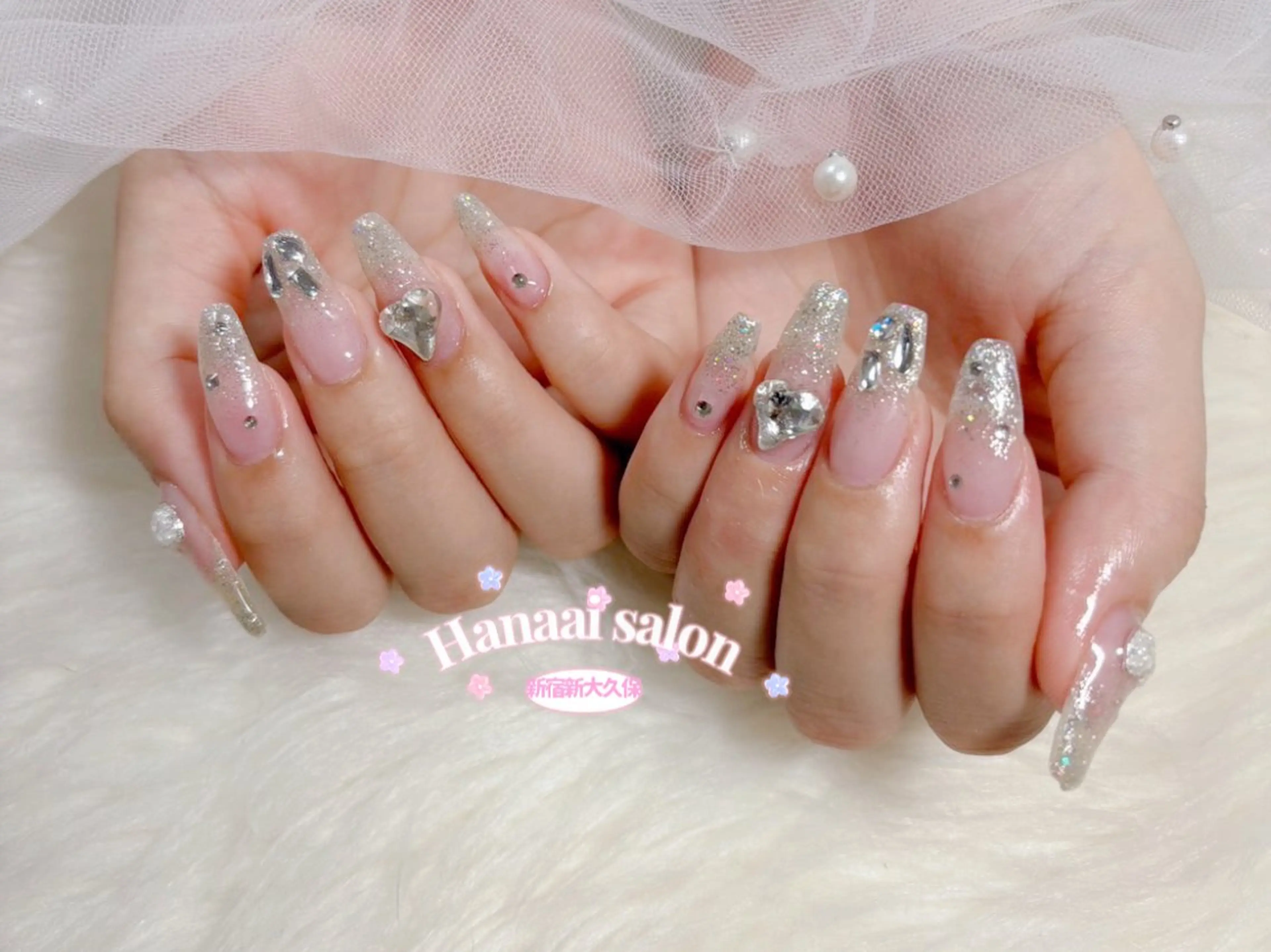 セミロング ハンドネイル Hanaai Salon新大久保店のネイルデザイン