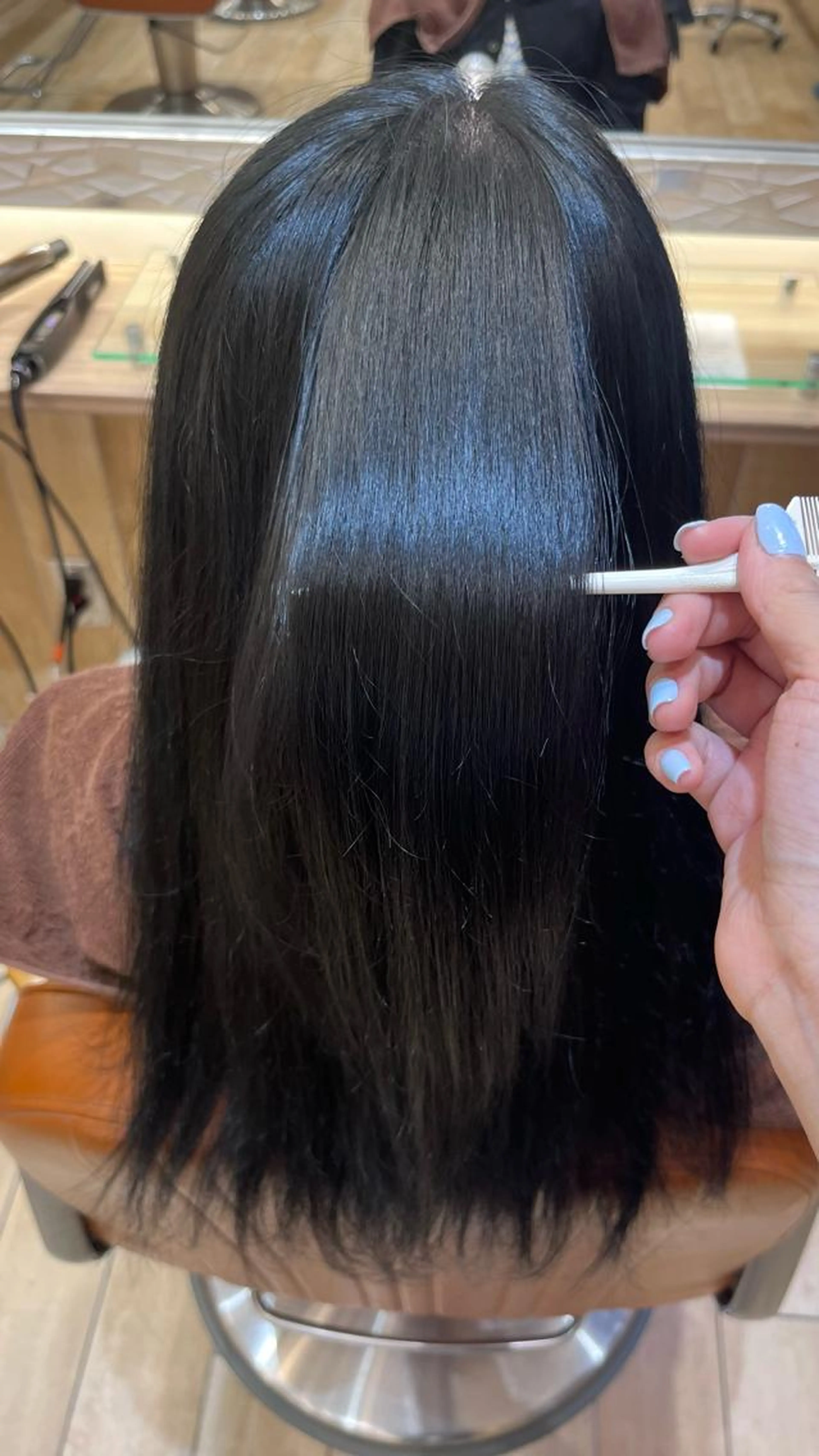 髪質改善トリートメントストレート+艶トリートメントの写真