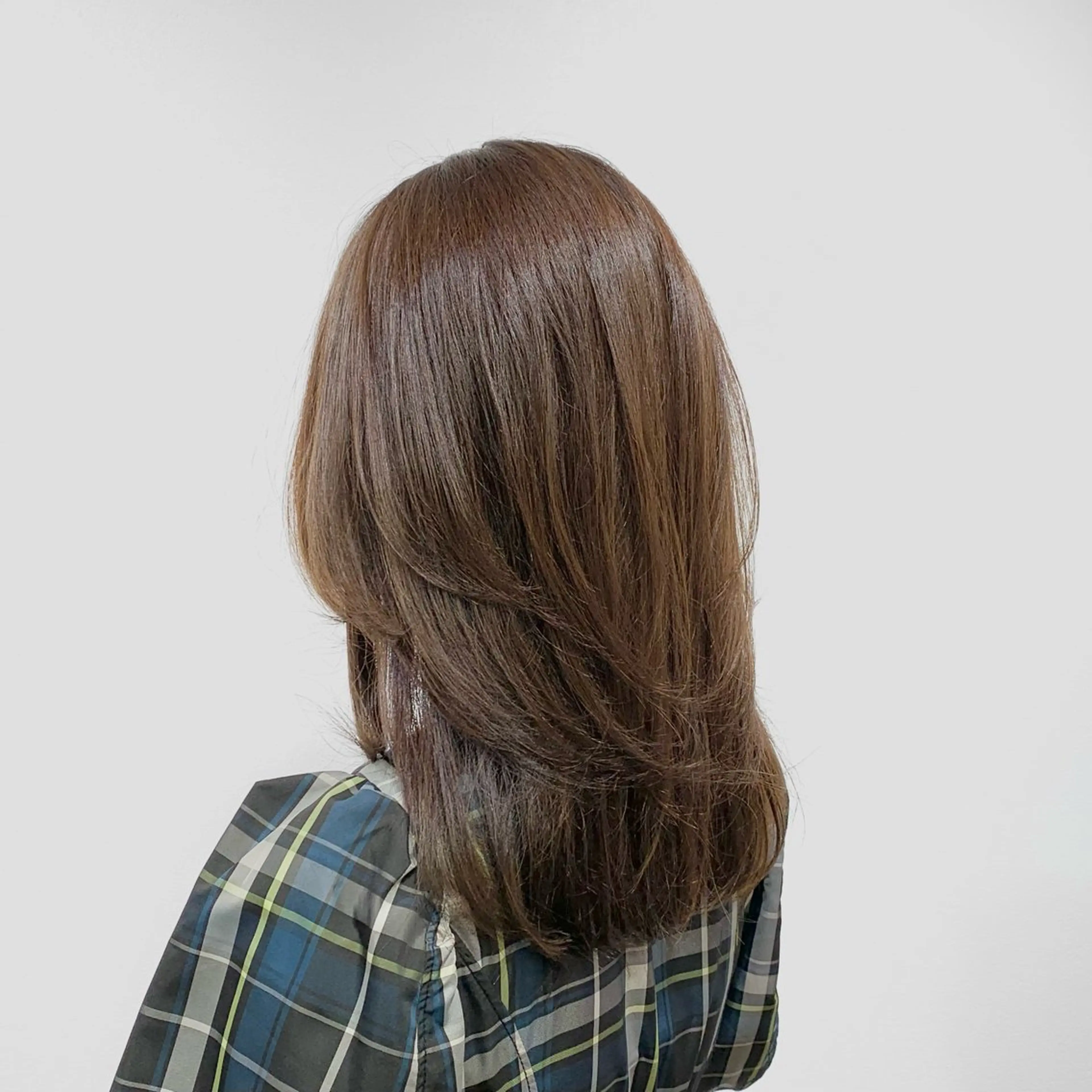 セミロング カラー ヘアアレンジ キヨミ 韓国レイヤーカットのヘアスタイル
