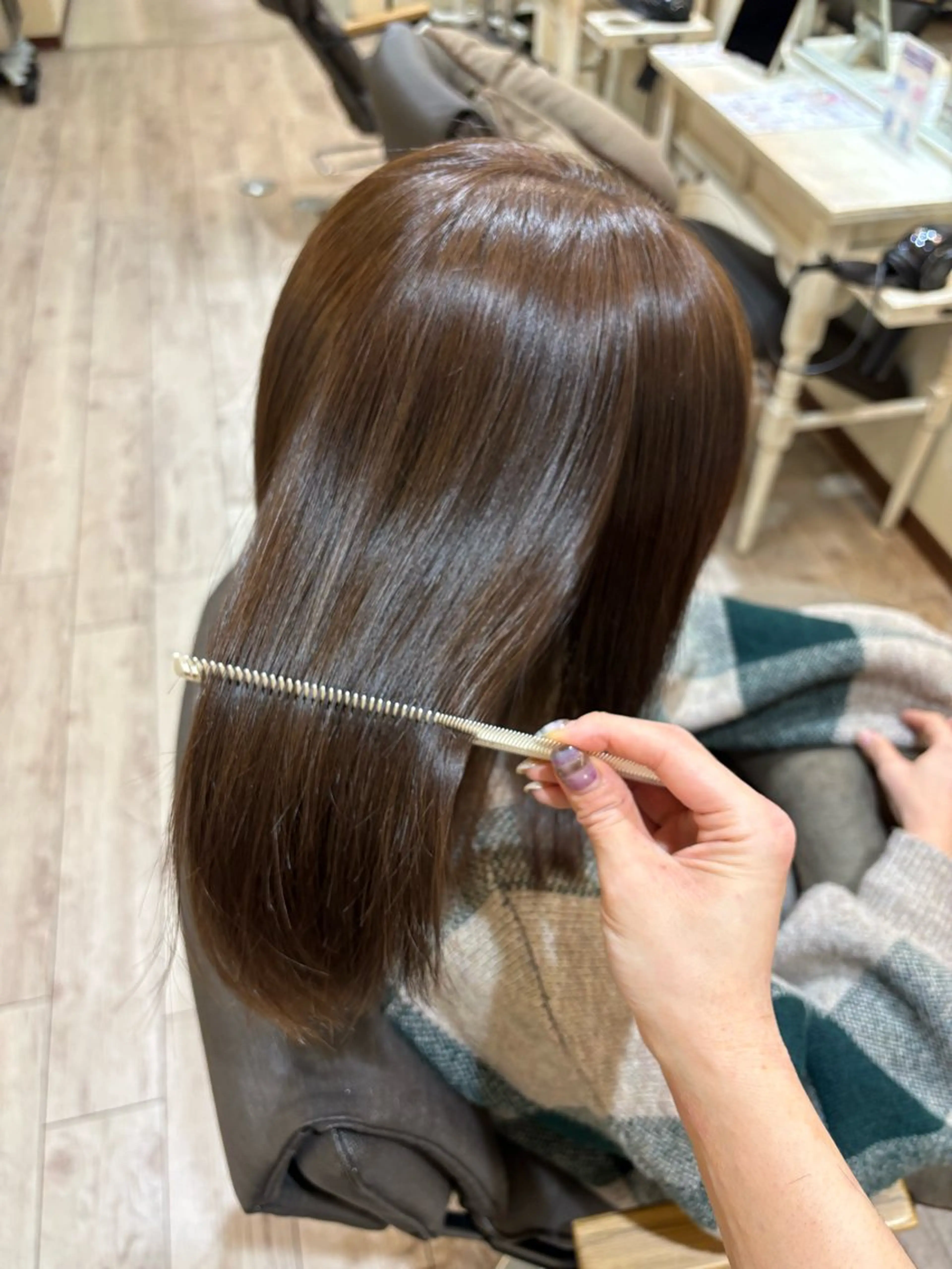 ミディアム ヘアカラー 艶カラー／ レイヤー／栄／あやかのヘアスタイル