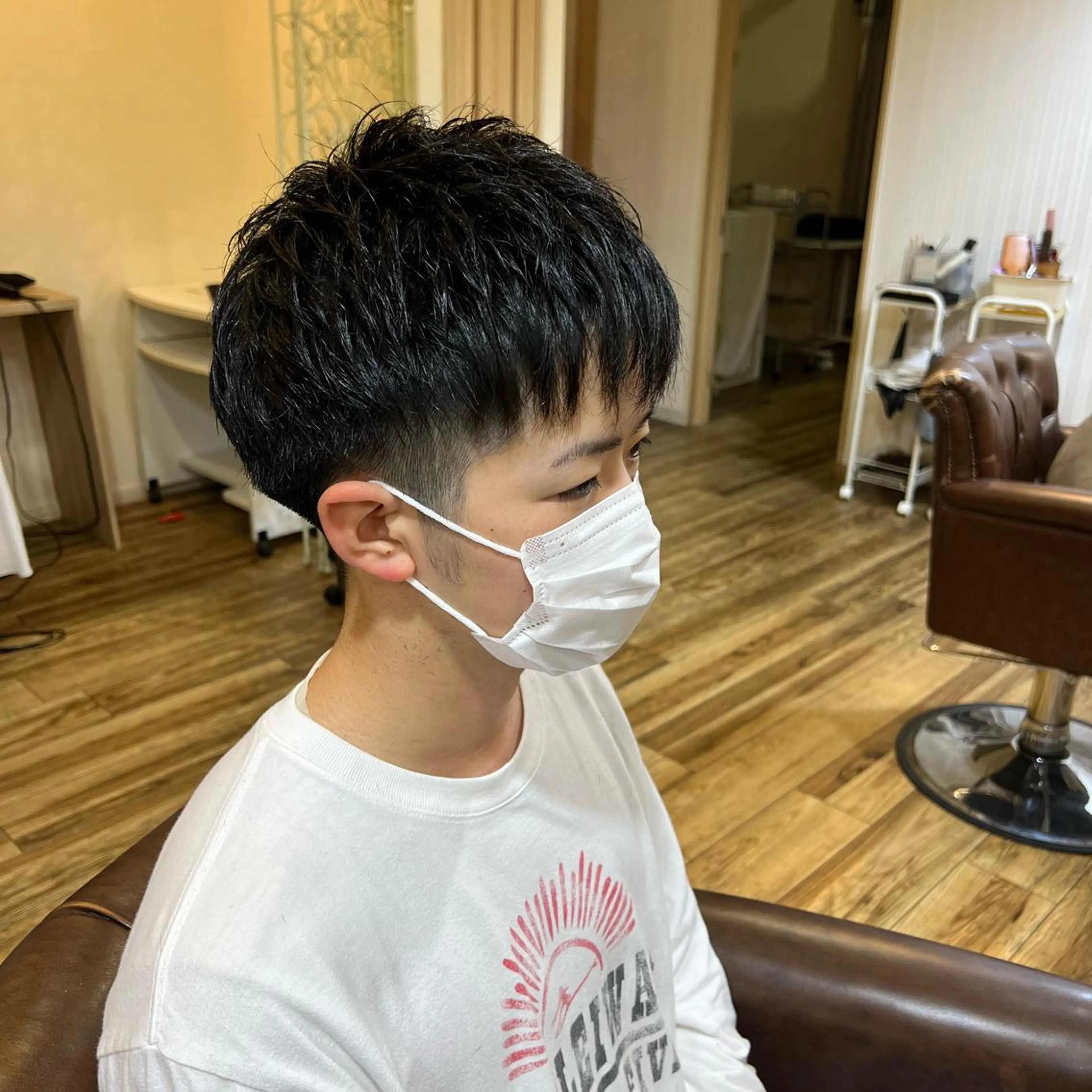 カラー パーマ メンズ 染矢 優希のヘアスタイル