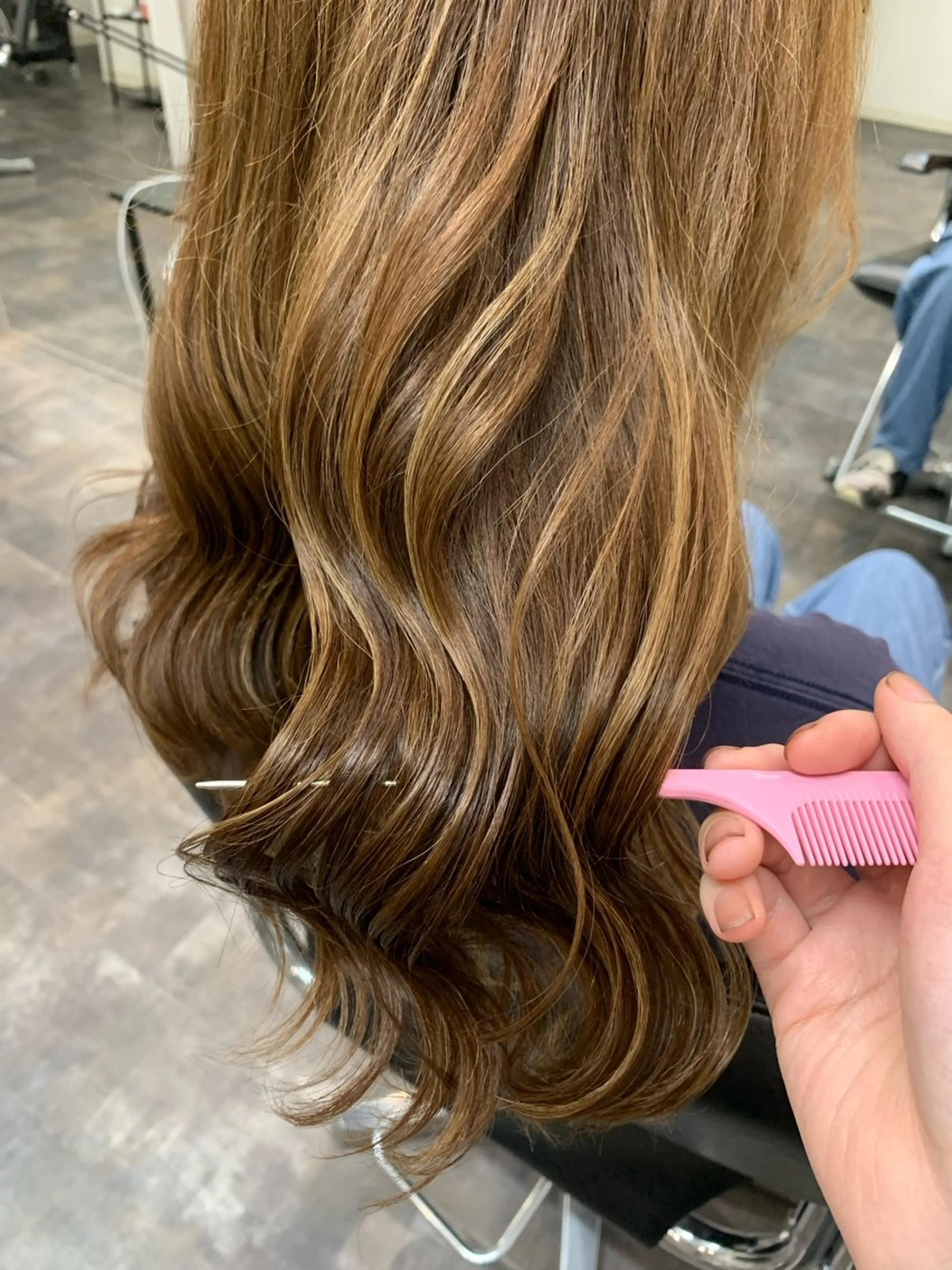 セミロング カラー ベージュカラー ハイライトカラー ハイライト ヘアカラー haku所属・haku【津久野店】 ERIKAのヘアスタイル