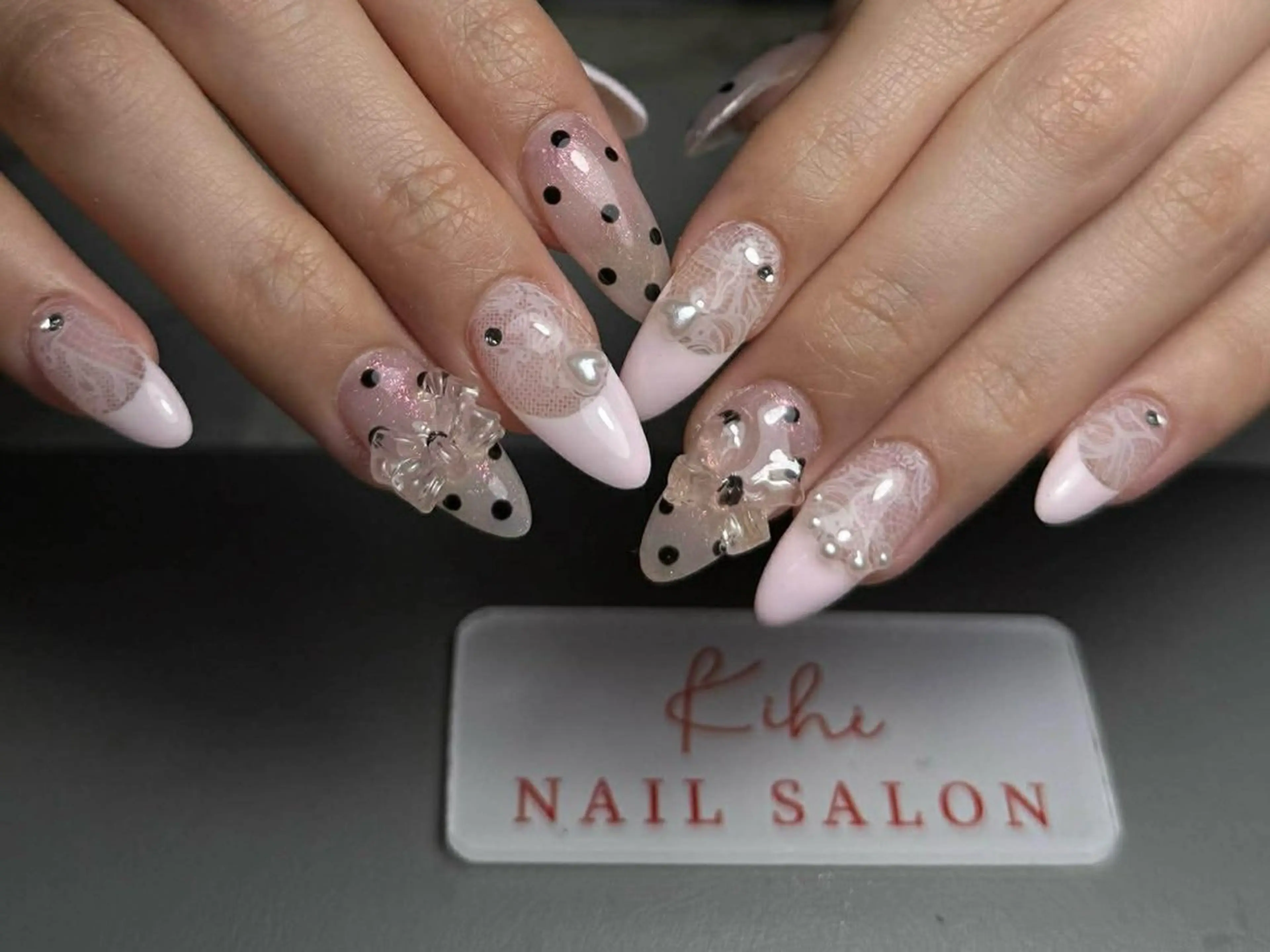 ネイル アートネイル フレンチネイル ジェルネイル グラデーション 韓国ネイル ハンドネイル 💕鈴木ユリ パラジェル/オフ無料のネイルデザイン