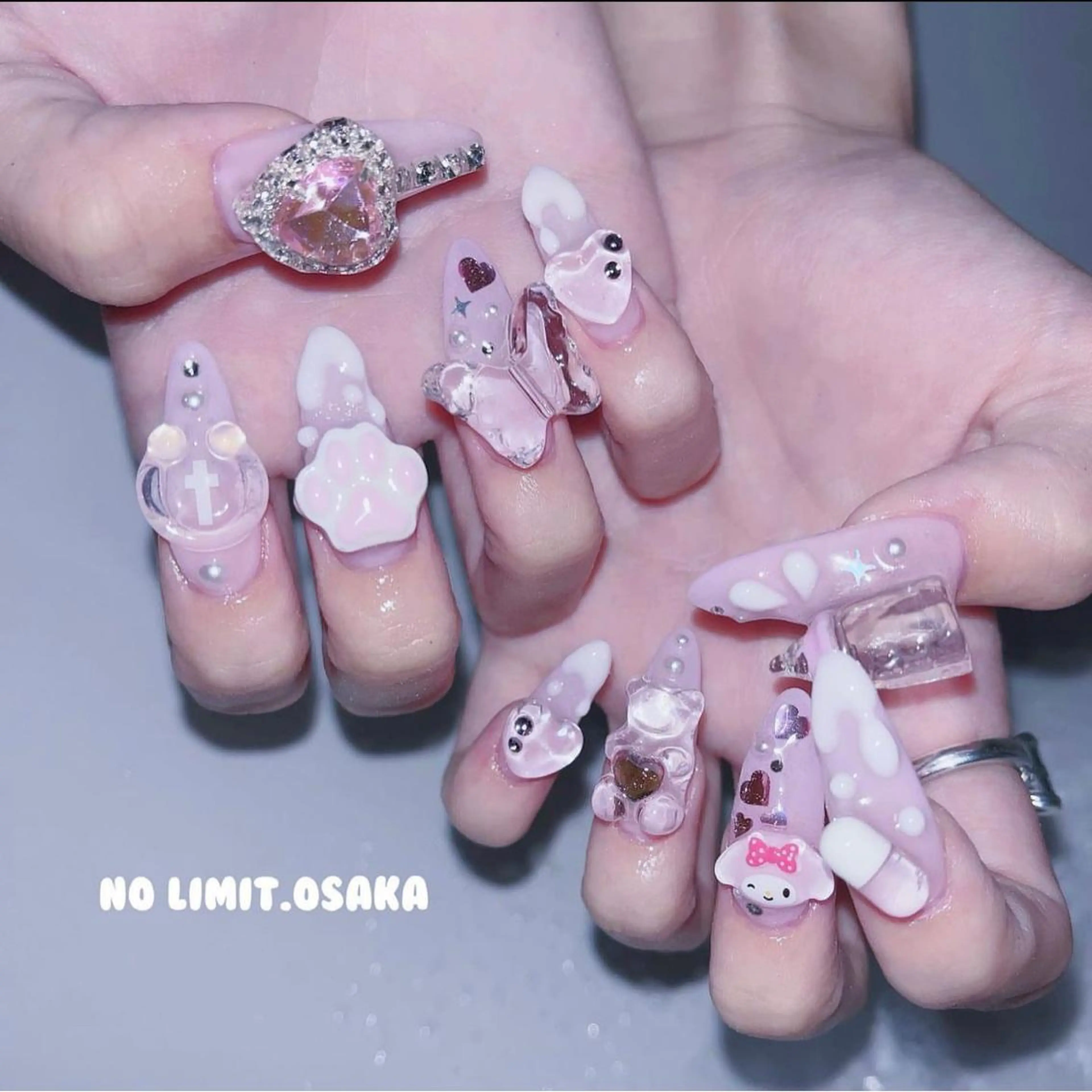 ネイル NOLIMIT.OSAKA所属・NOLIMIT Jr Nailistのネイルデザイン