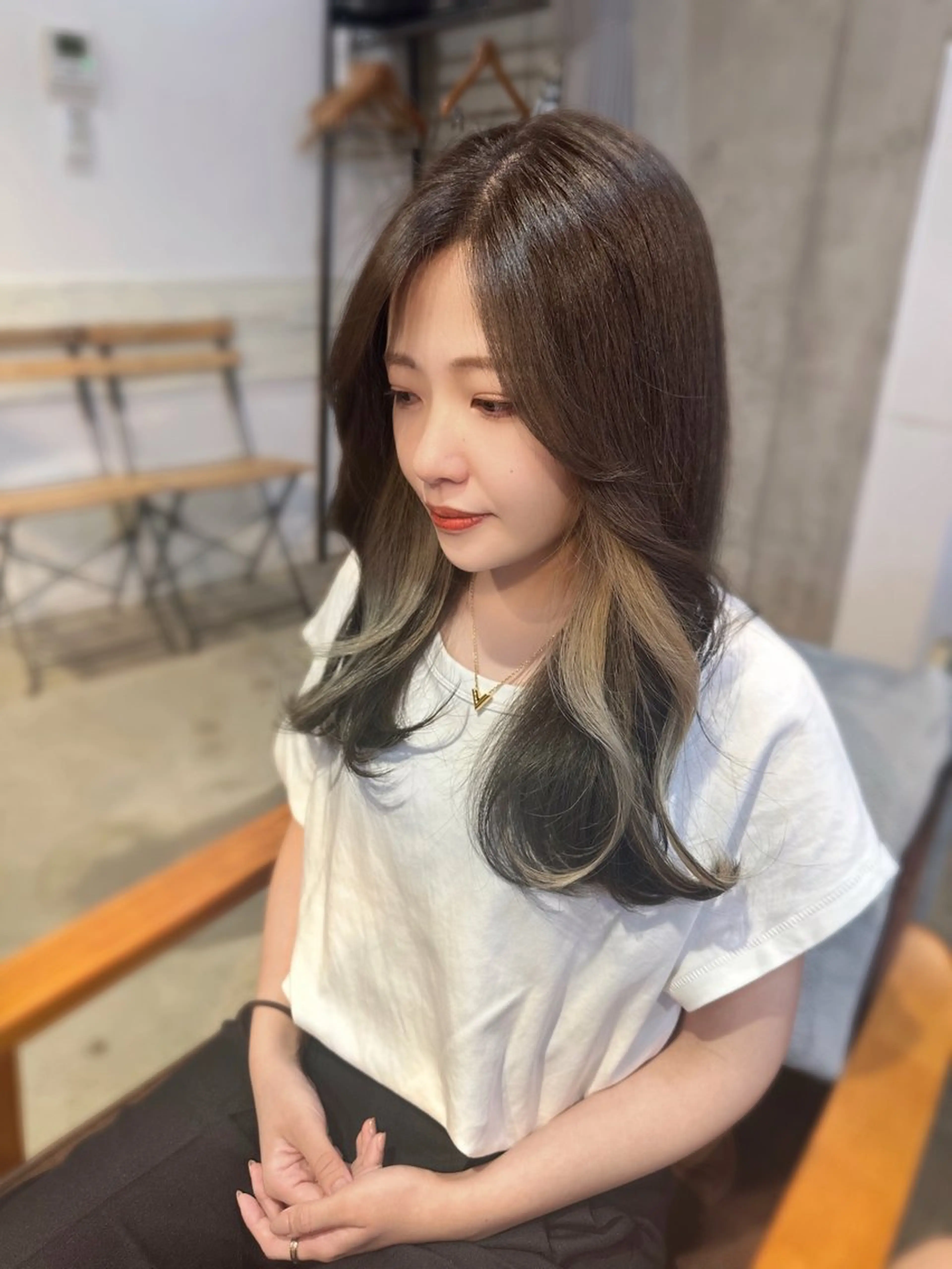 ロング カラー パーマ ヘアアレンジ ブリーチ デザインカラー イヤリングカラー ハイライトカラー ハイライト ヘアカラー トリートメント ヘッドスパ 野口 秀人 🦋髪質改善🫧のヘアスタイル